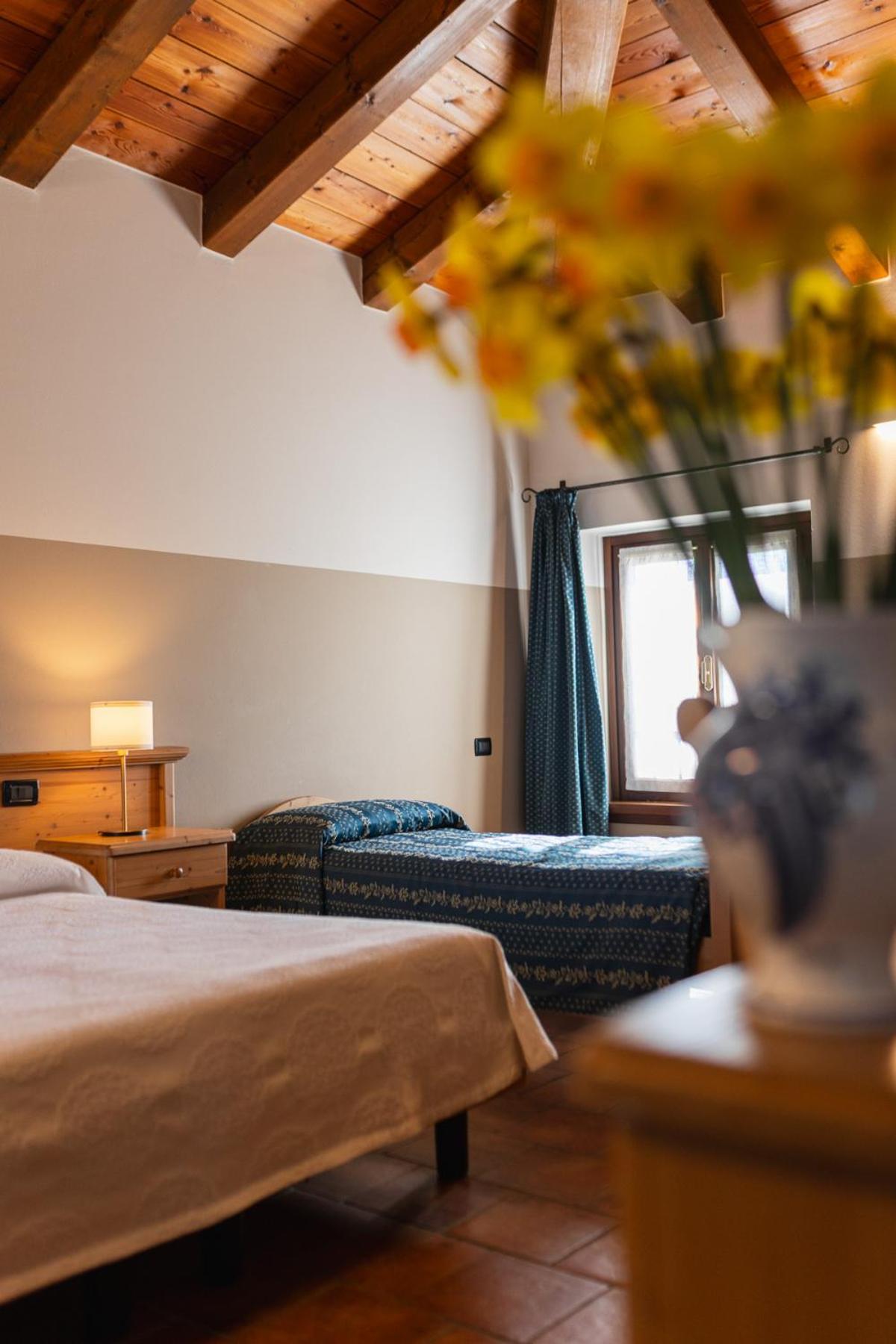 Quadruple Room - Photo 7