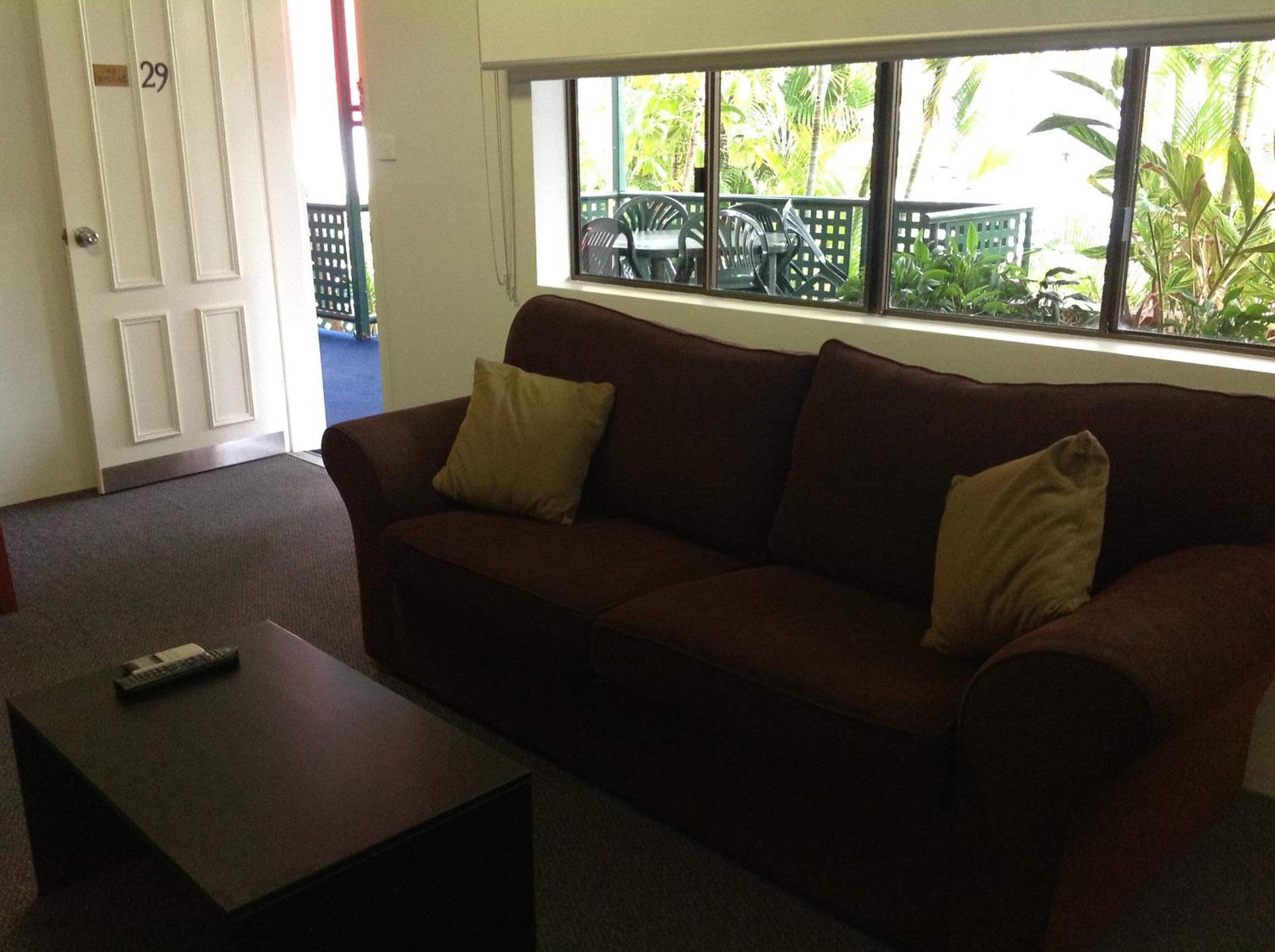 One-Bedroom Suite - Photo 3
