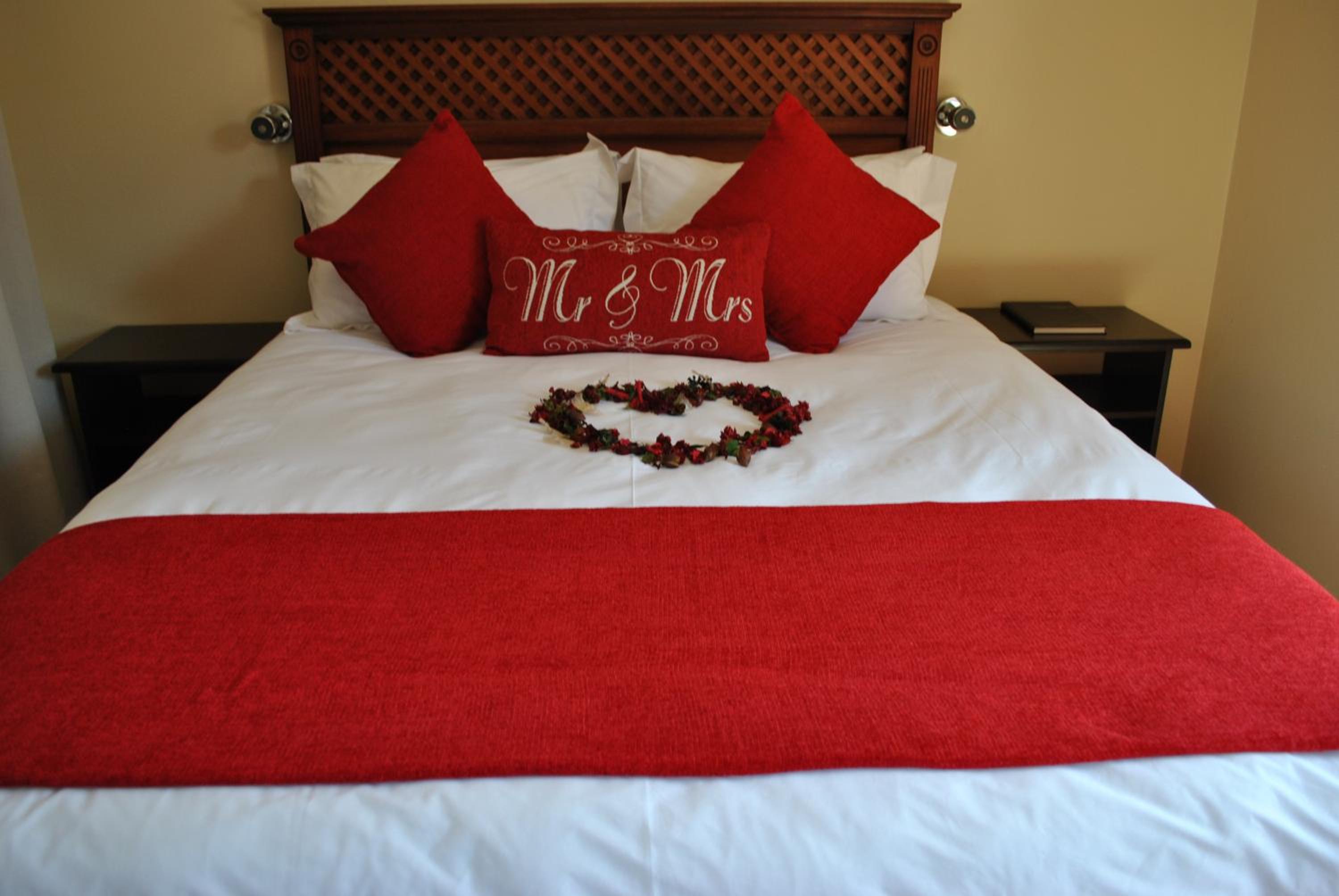 Deluxe Queen Room - Photo 3