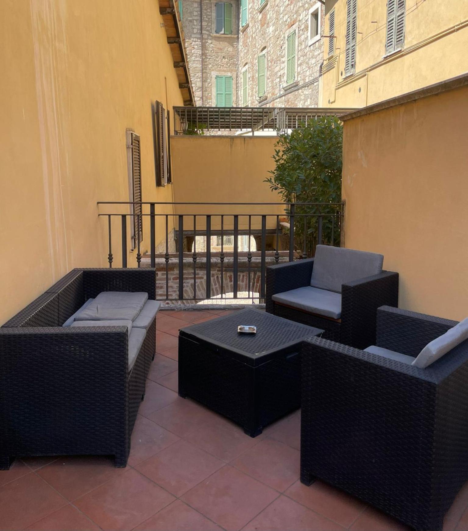 Two-Bedroom Apartment with Terrace photo 2