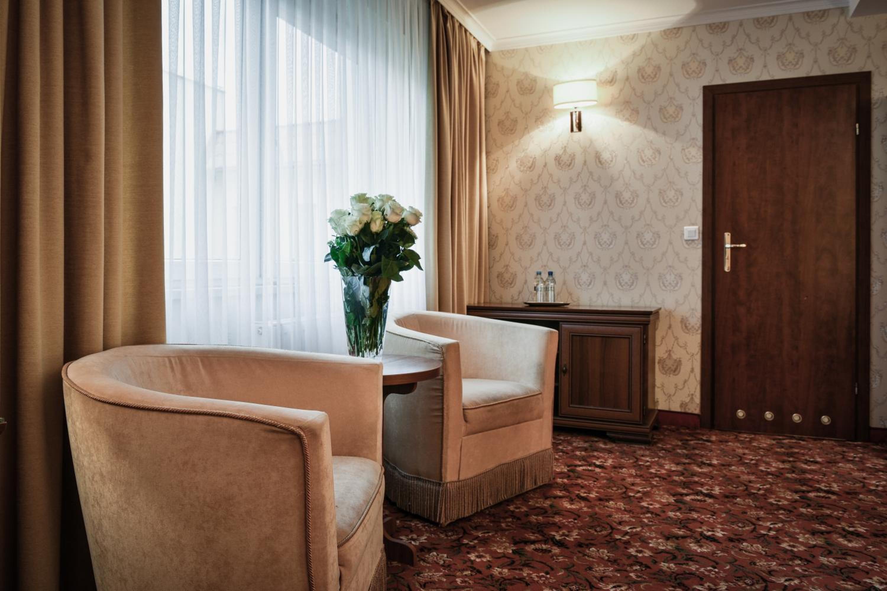Triple Room - Photo 7