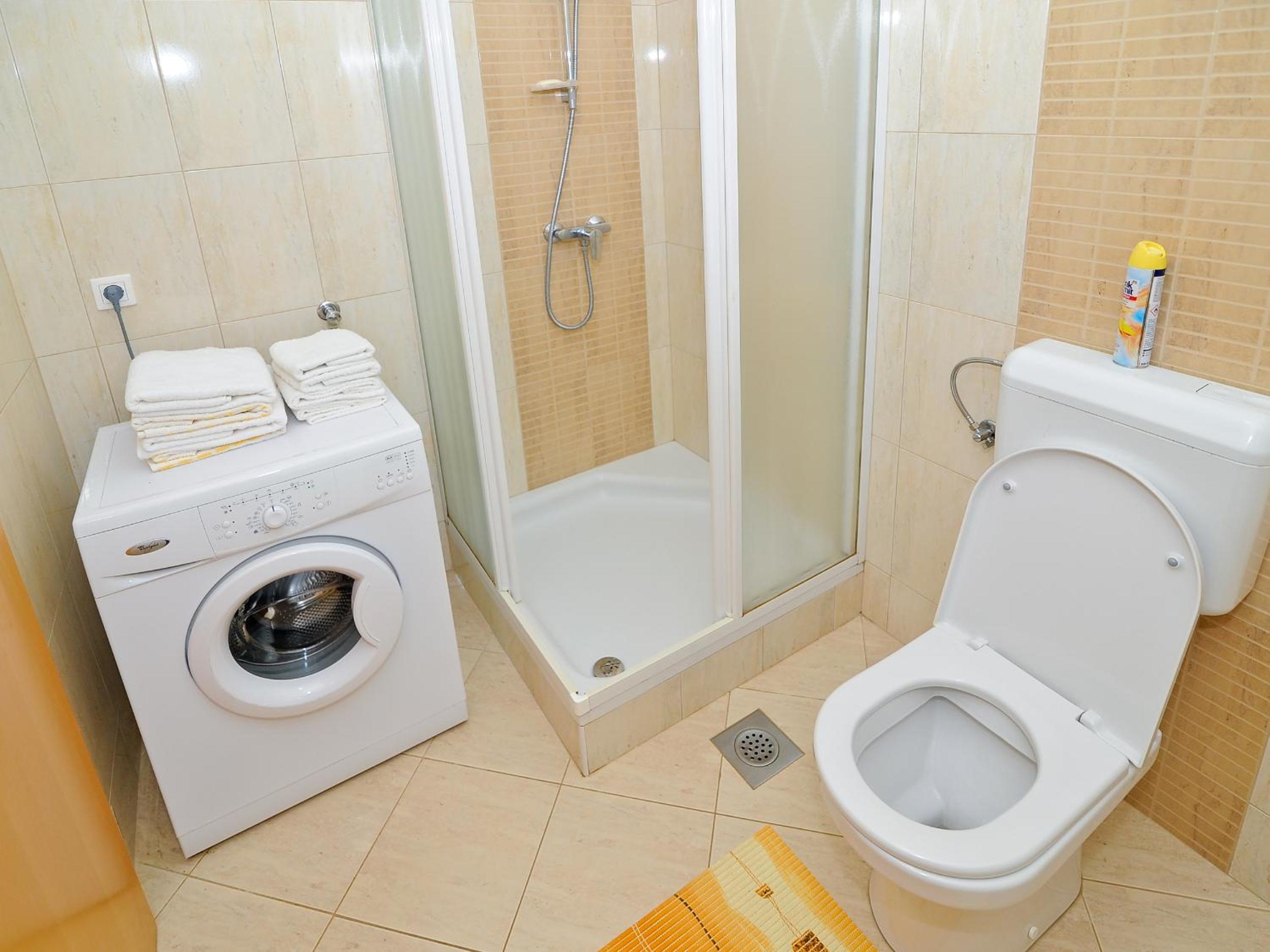 Two Bedroom Apartment with Balcony and Sea View photo 3