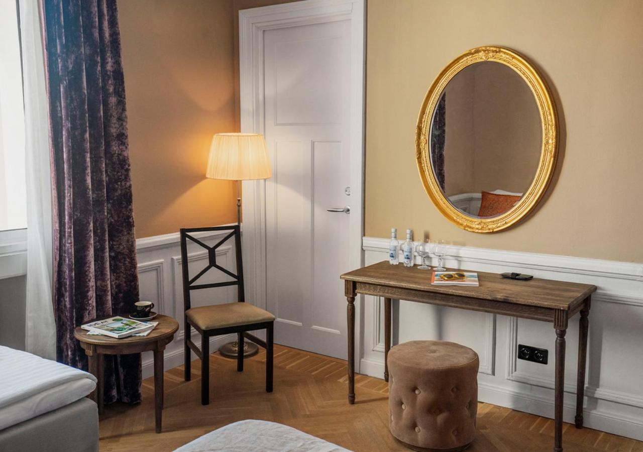 Twin Room - Photo 4