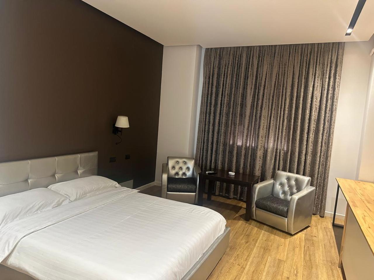 Budget Single Room photo 3