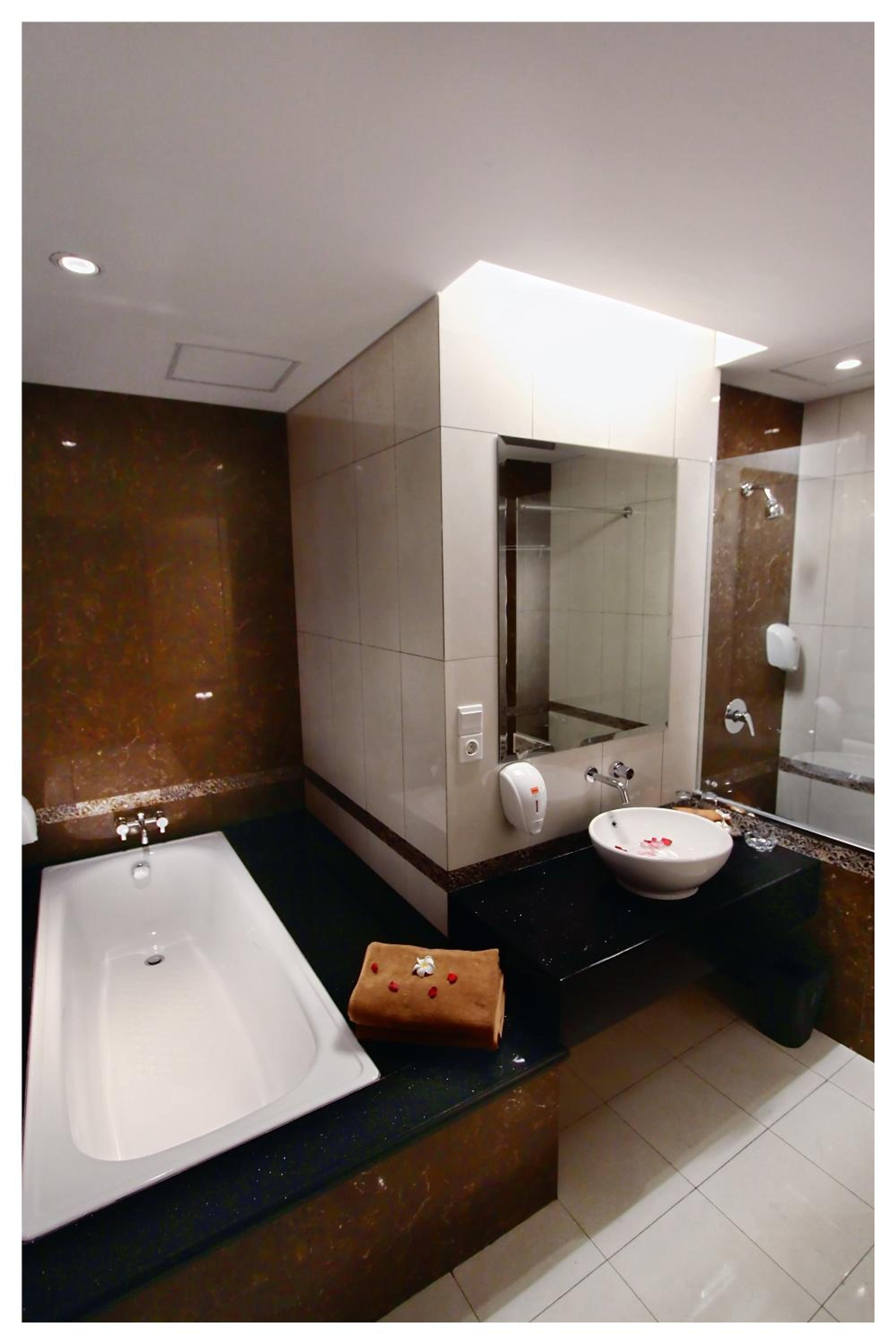 Suite Room - Room Only - Photo 2