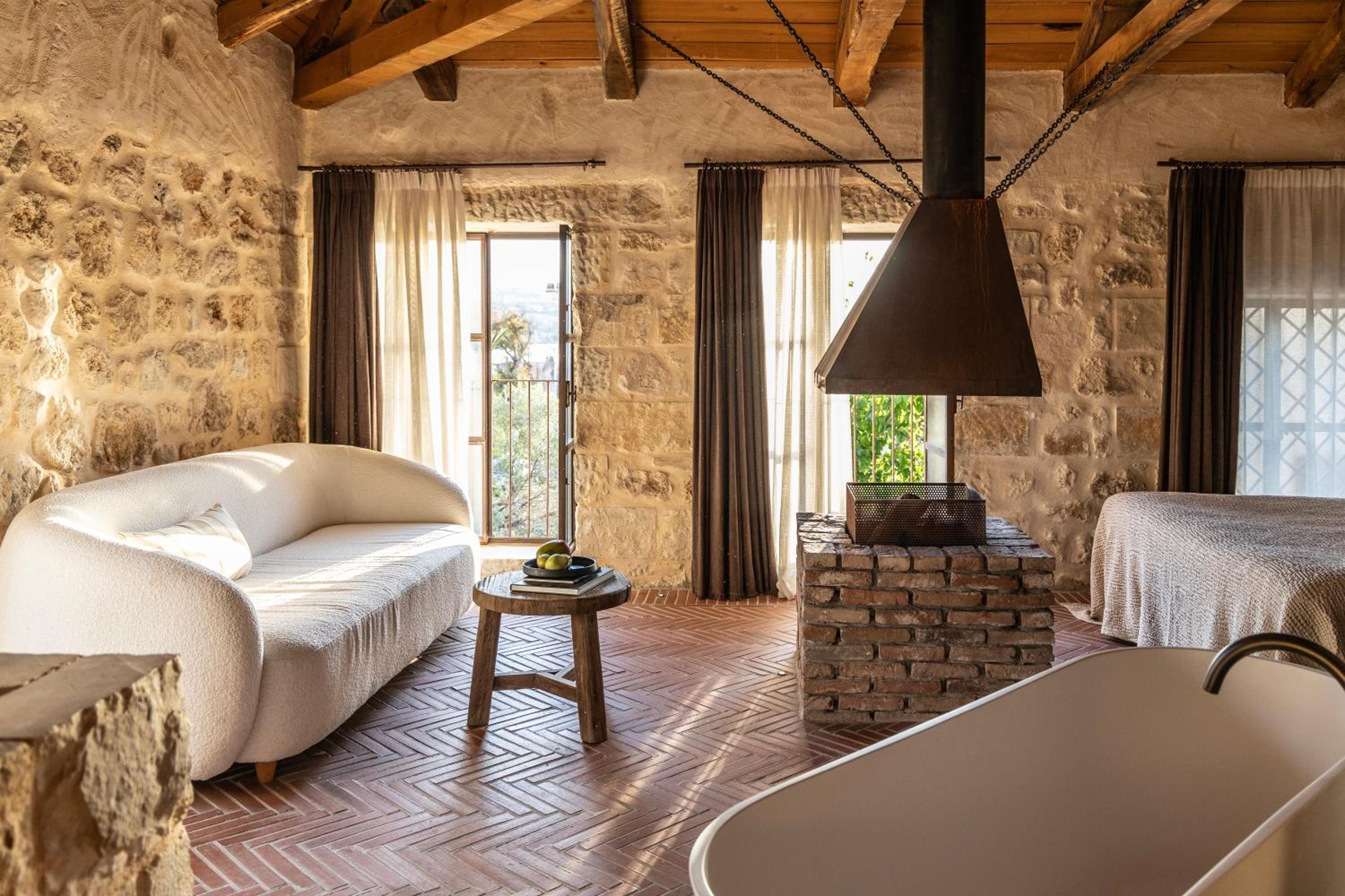 Design Suite with Private Heated Pool