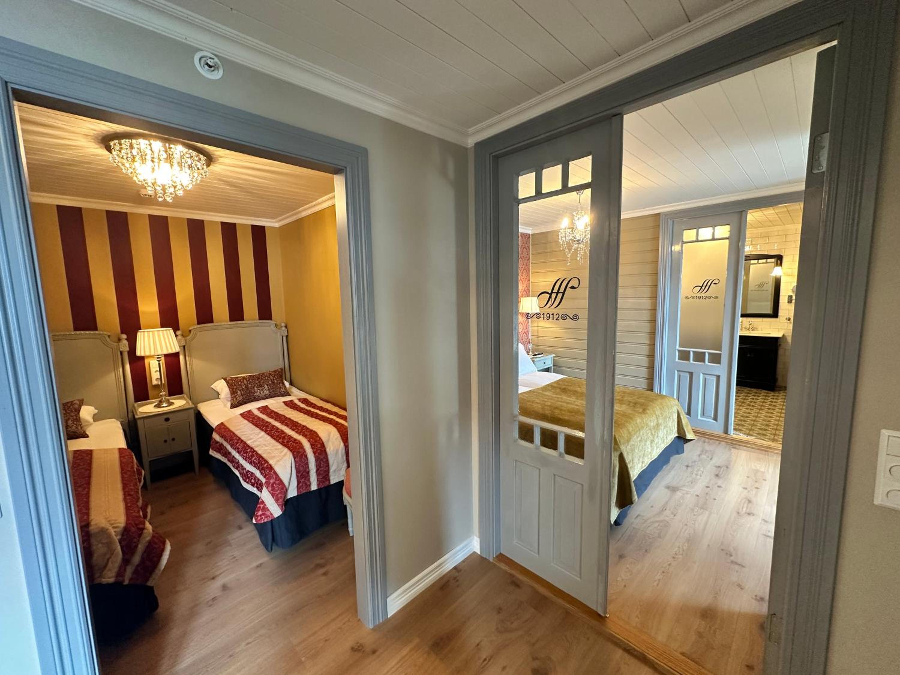 Historic Suite with Fjord View and Balcony  - Photo 8