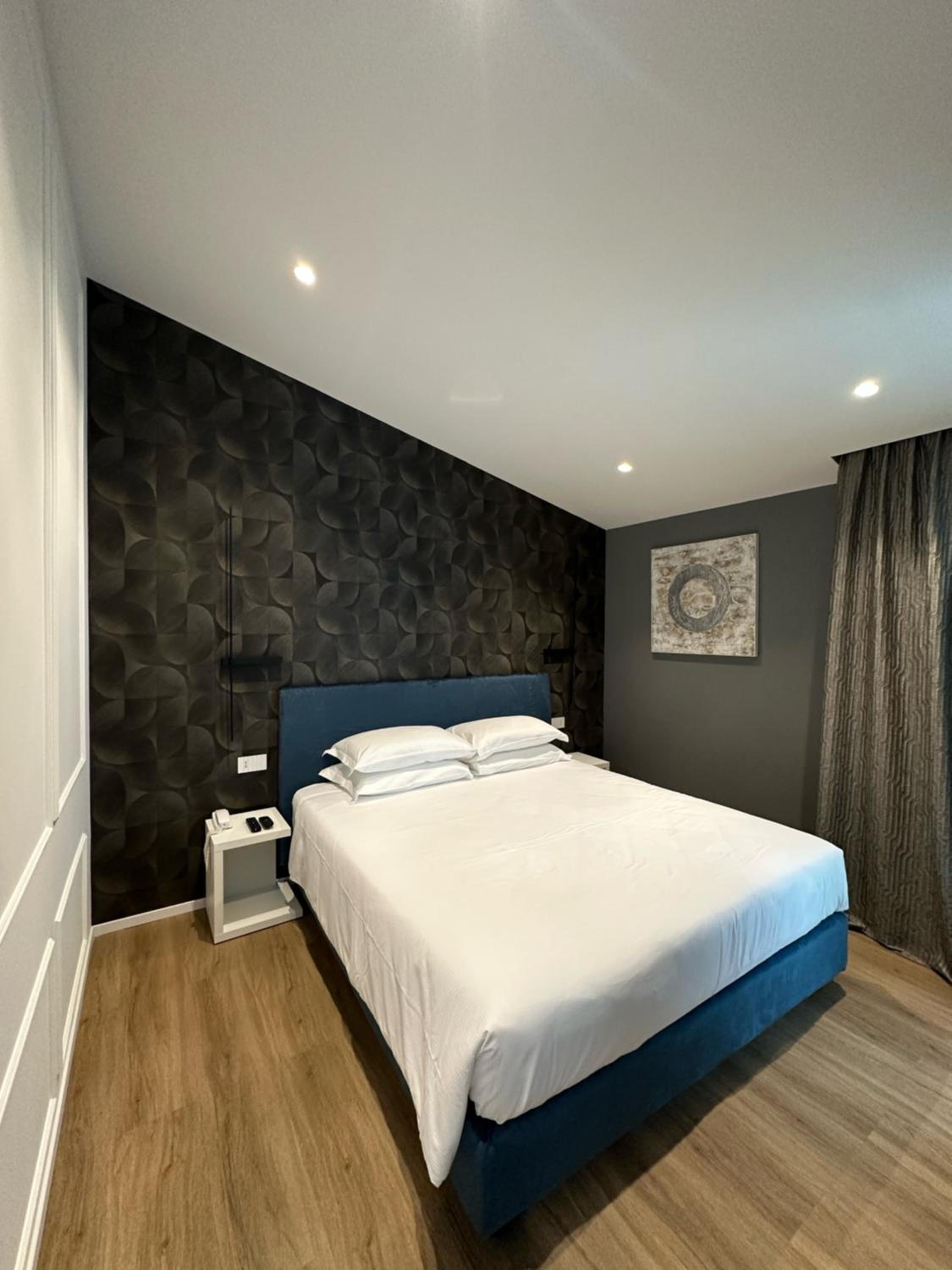 Deluxe Suite with Sea View