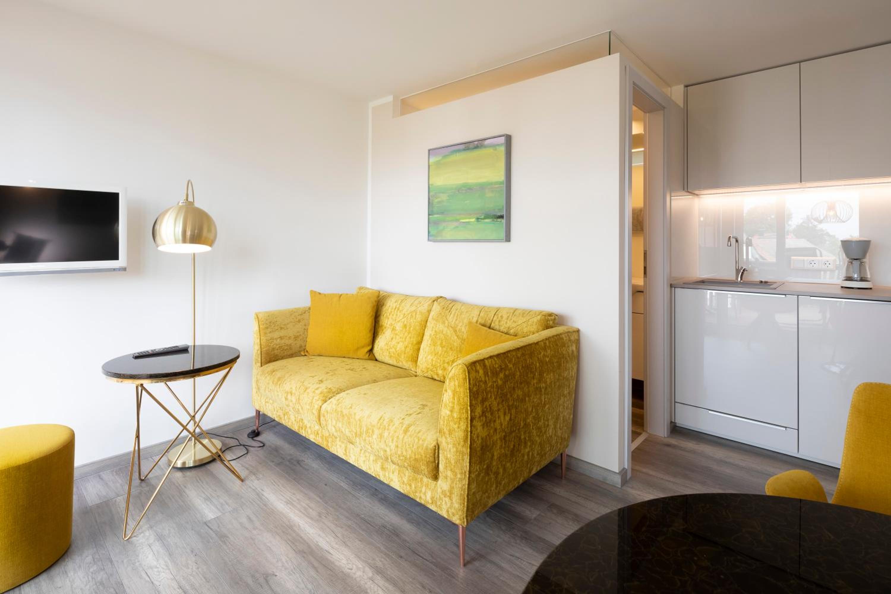 One-Bedroom Apartment