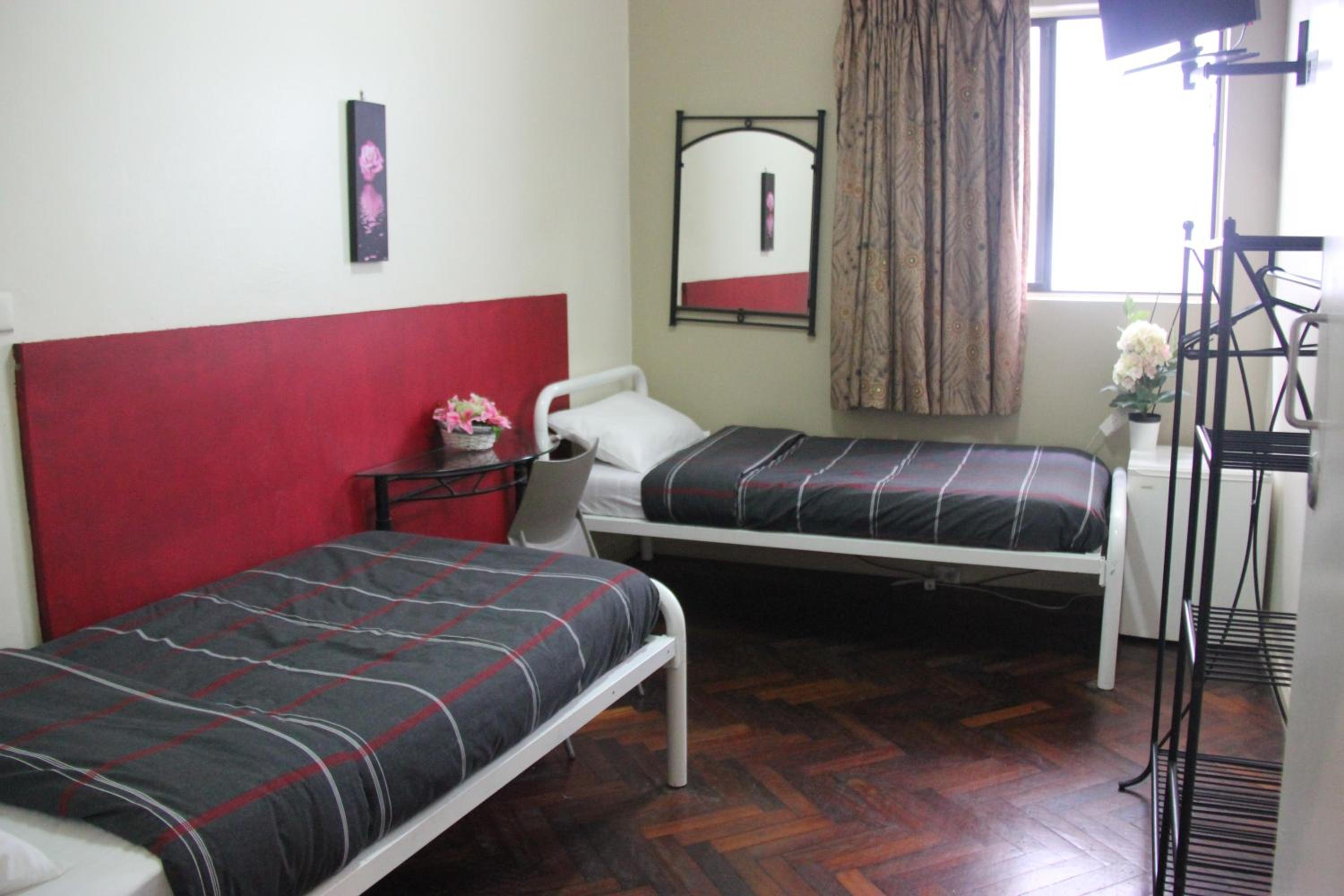 4-Bed Mixed Dormitory Room (18-35 age only) photo 1