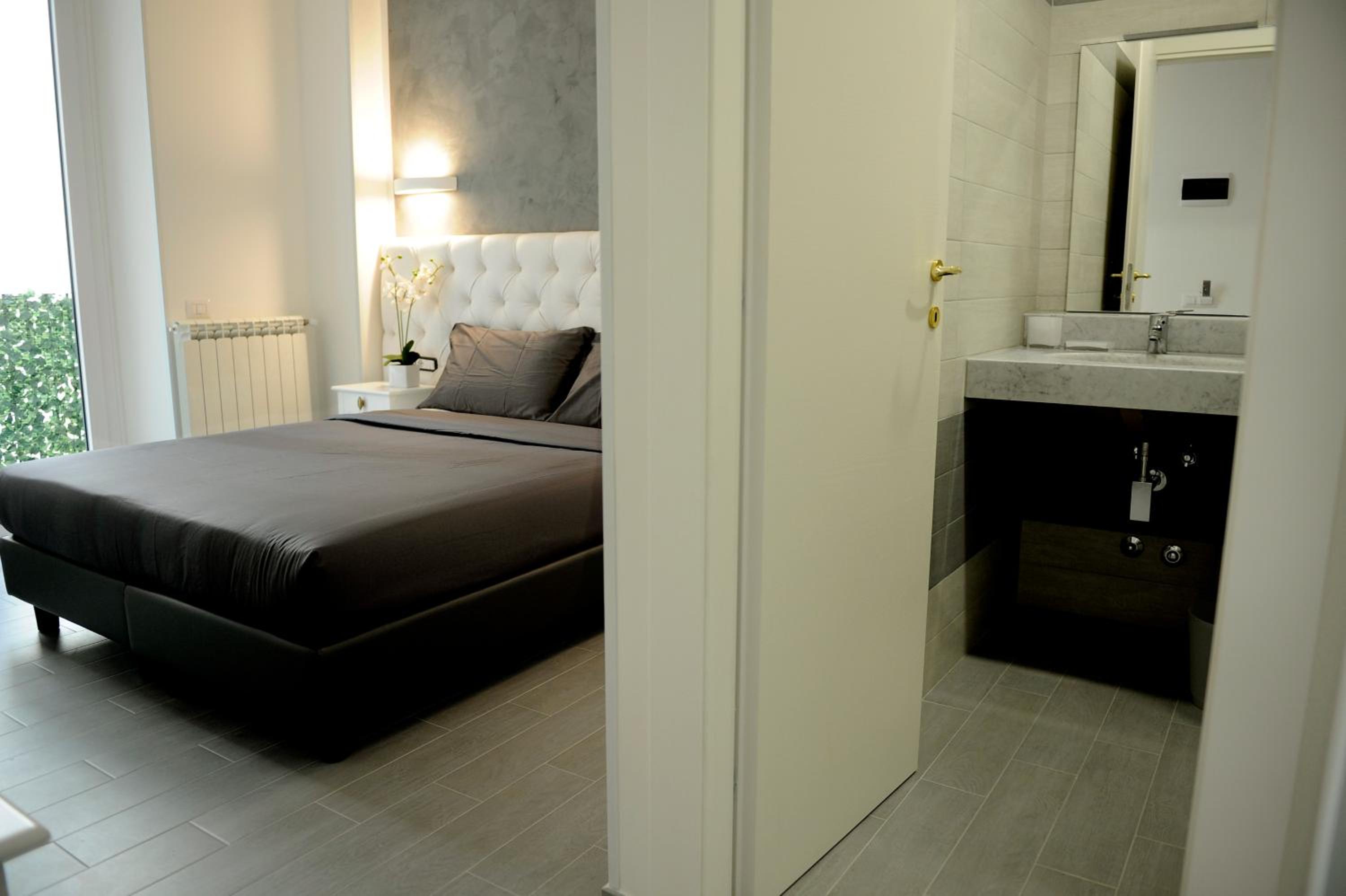 Double or Twin Room photo 3