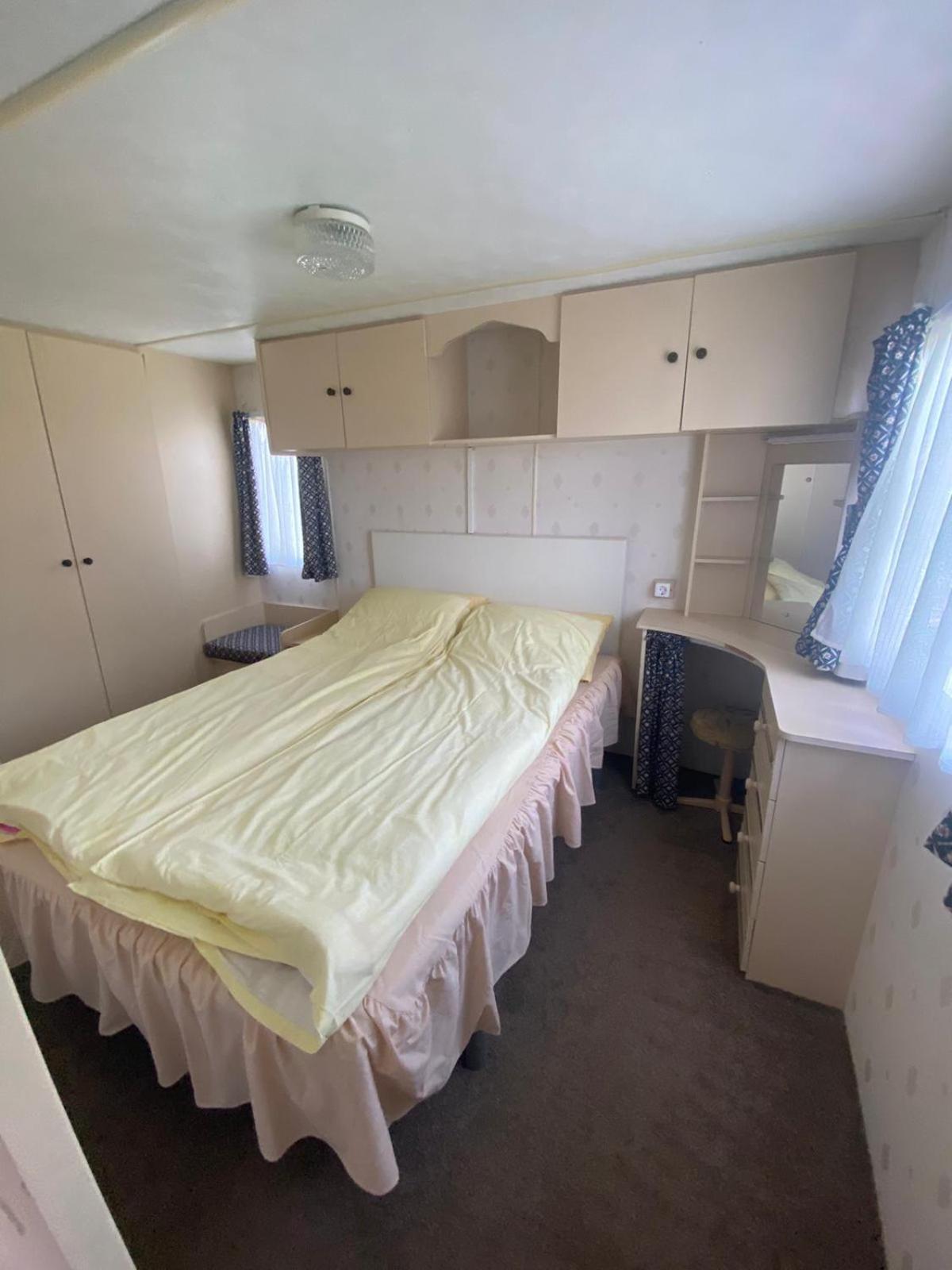 Quadruple Room with Private Bathroom photo 2