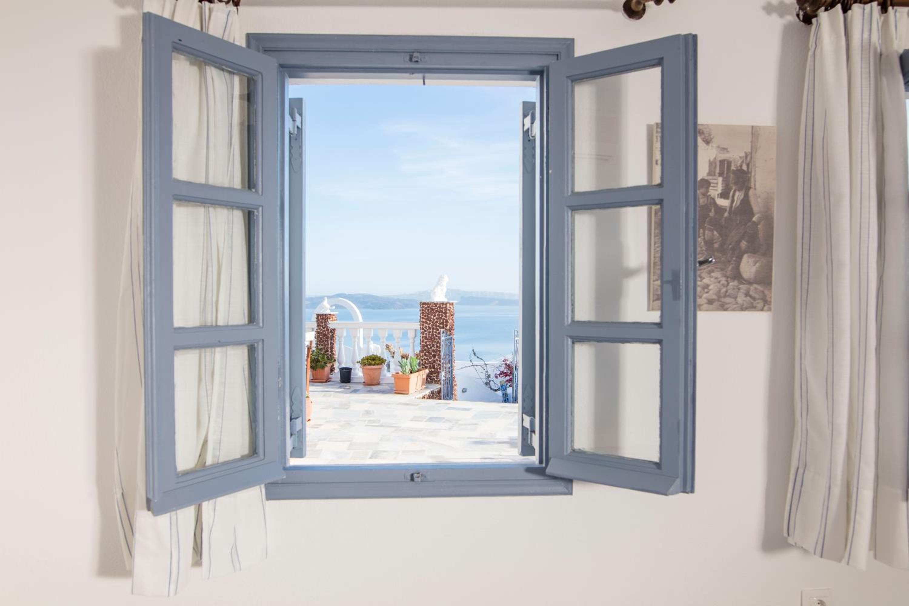 Triple Studio with Caldera View - Photo 18