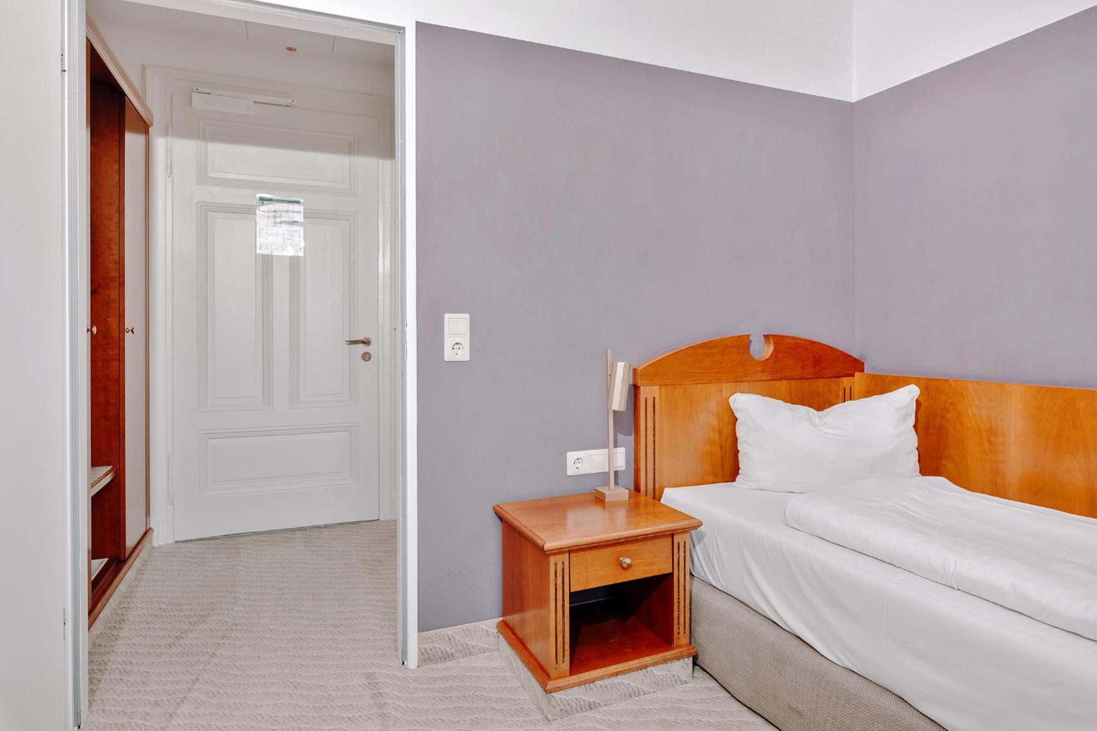 Single Room