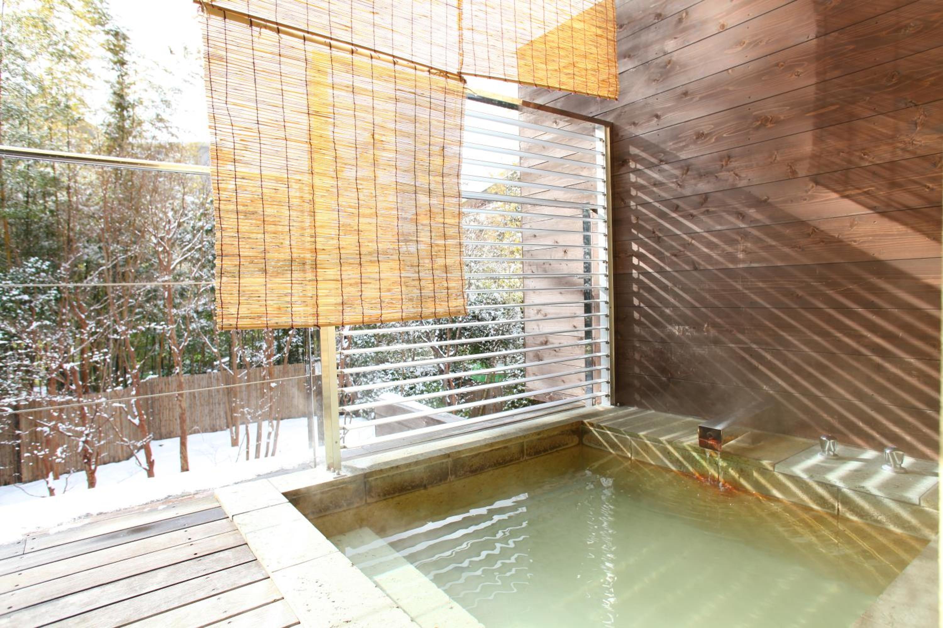 Deluxe Suite with Open-Air Bath and Sauna - Non-Smoking - Photo 2