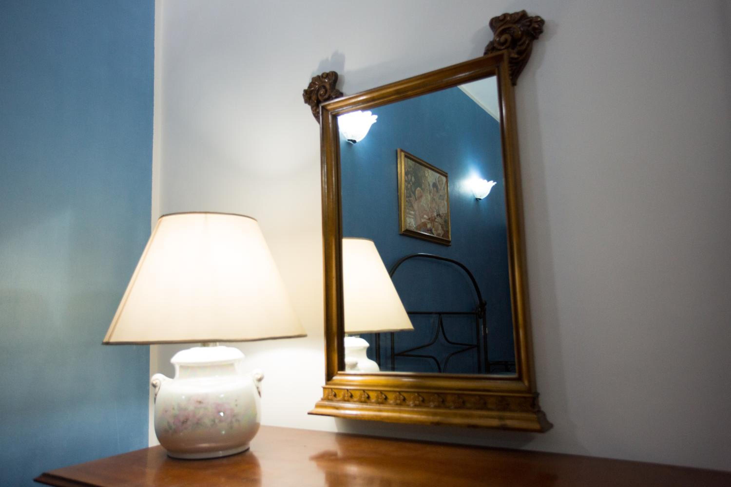 Large Double Room - Photo 5