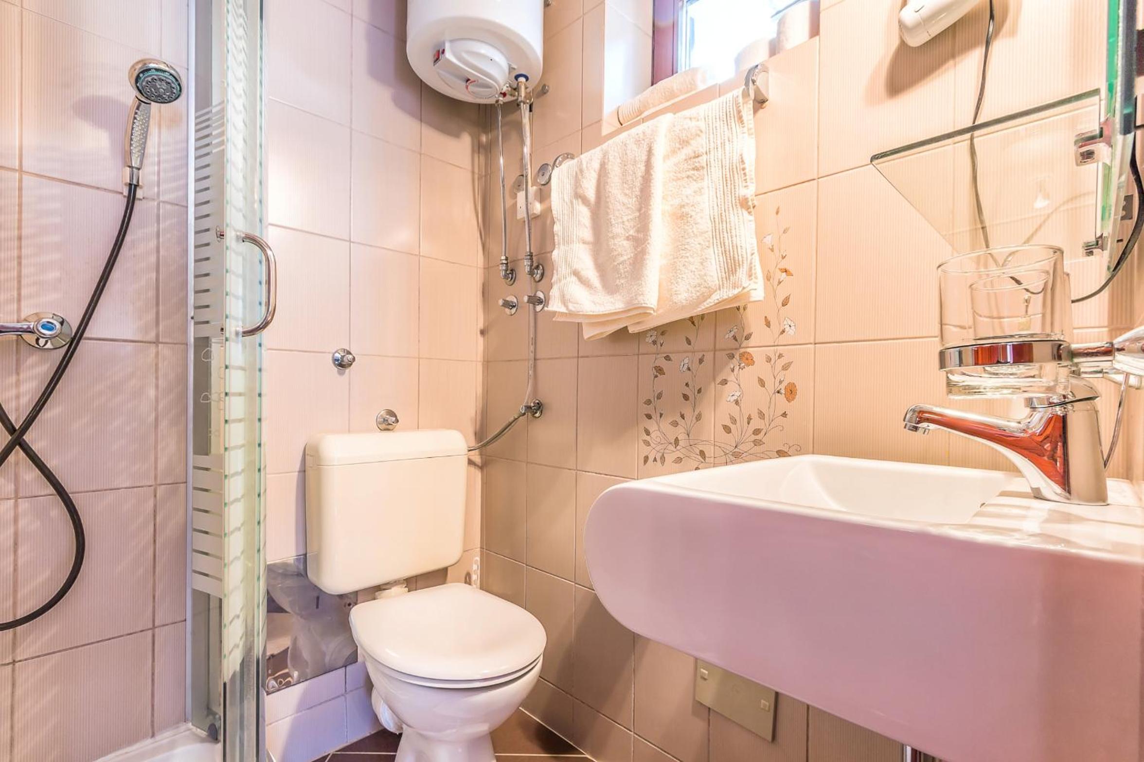 Premium One-Bedroom Apartment with Sea View (2-4 Adults)  photo 3