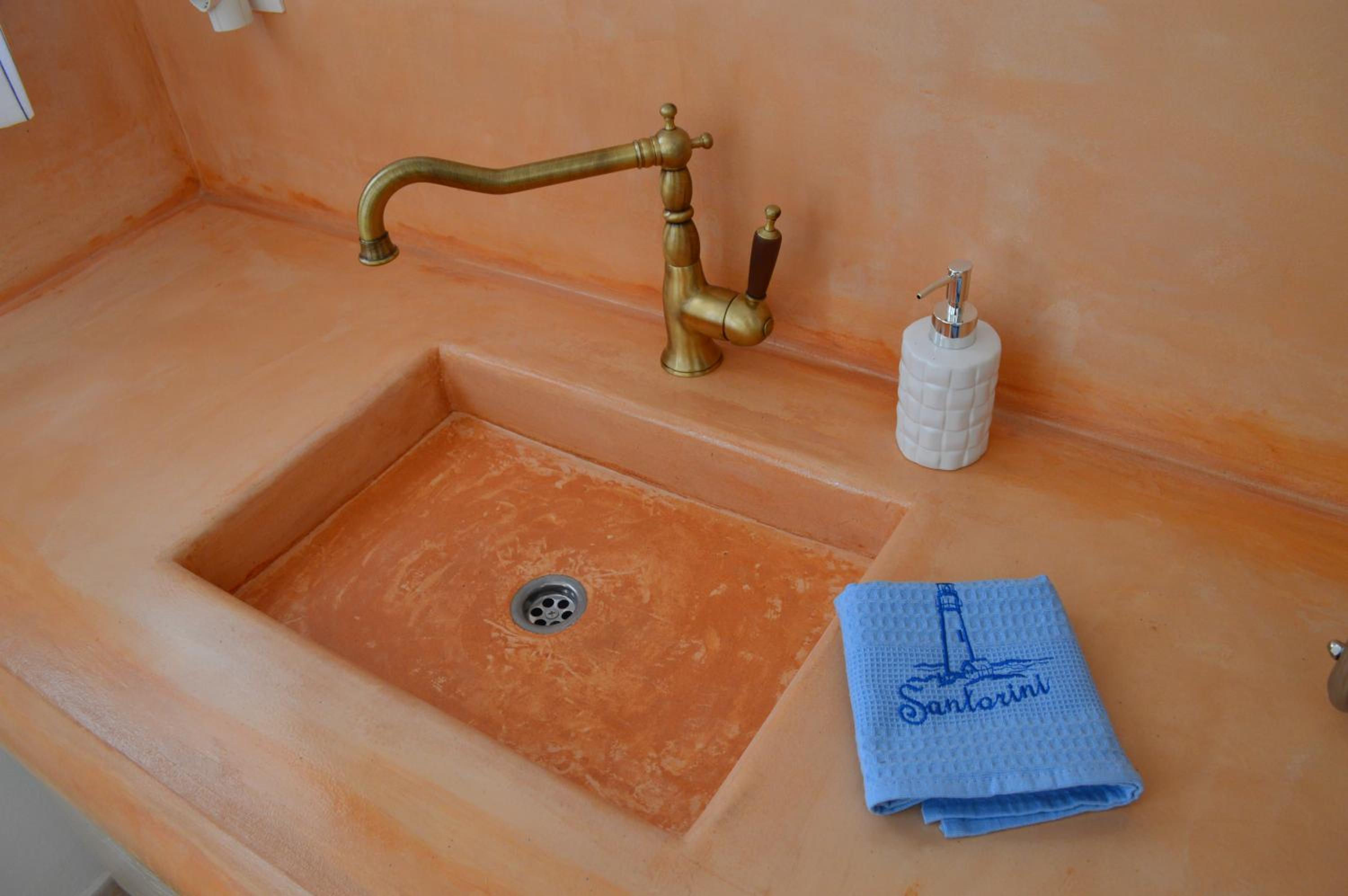 Suite - Photo 7
