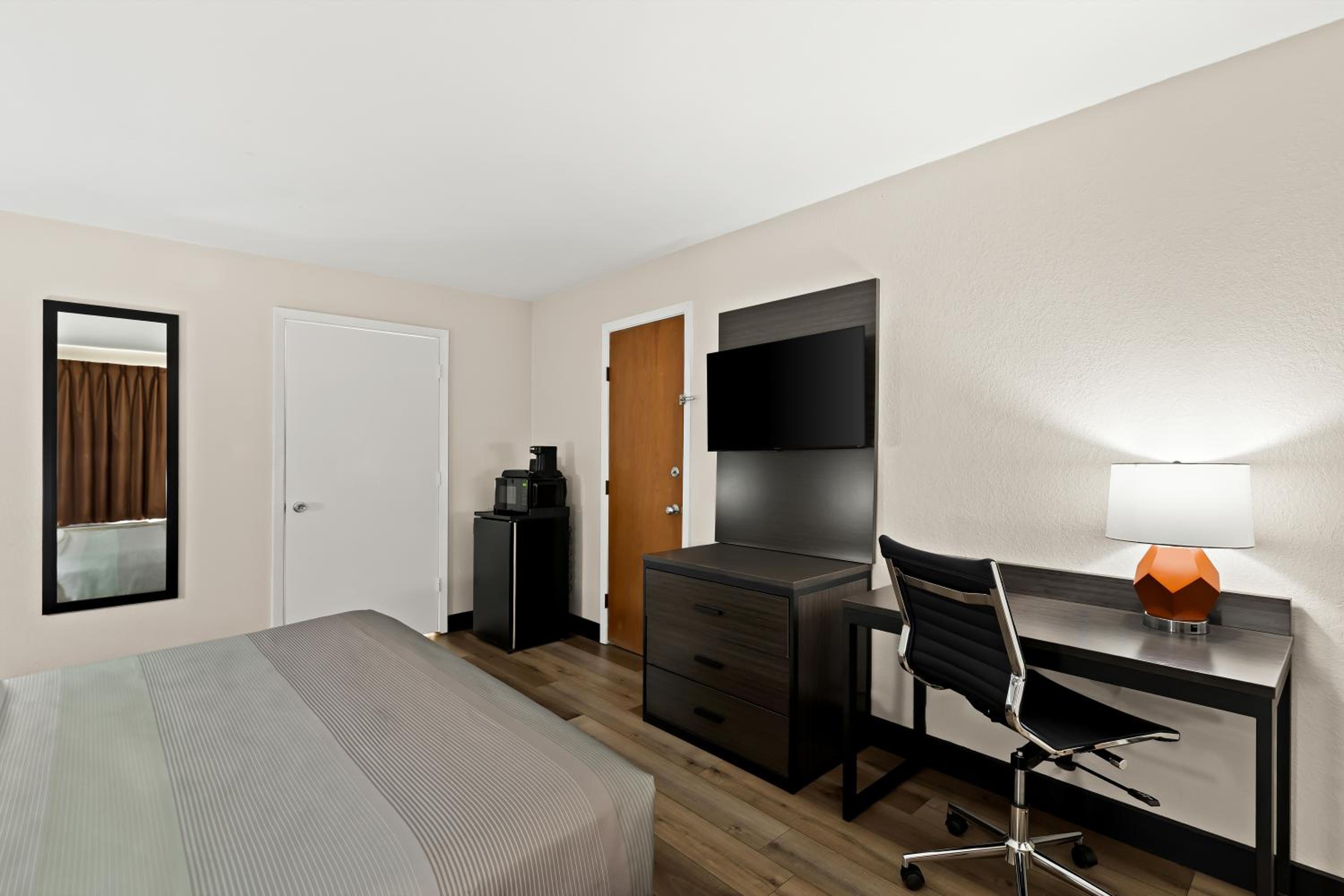 King Room - Disability Access/Non Smoking  photo 2