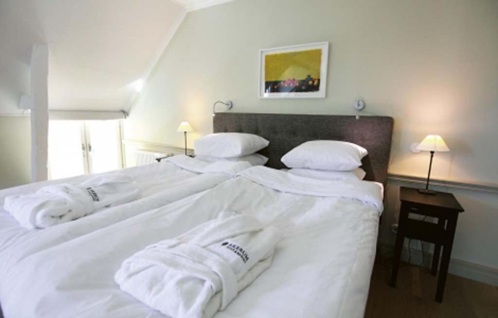 Two-Bedroom Suite with Ocean View photo 1