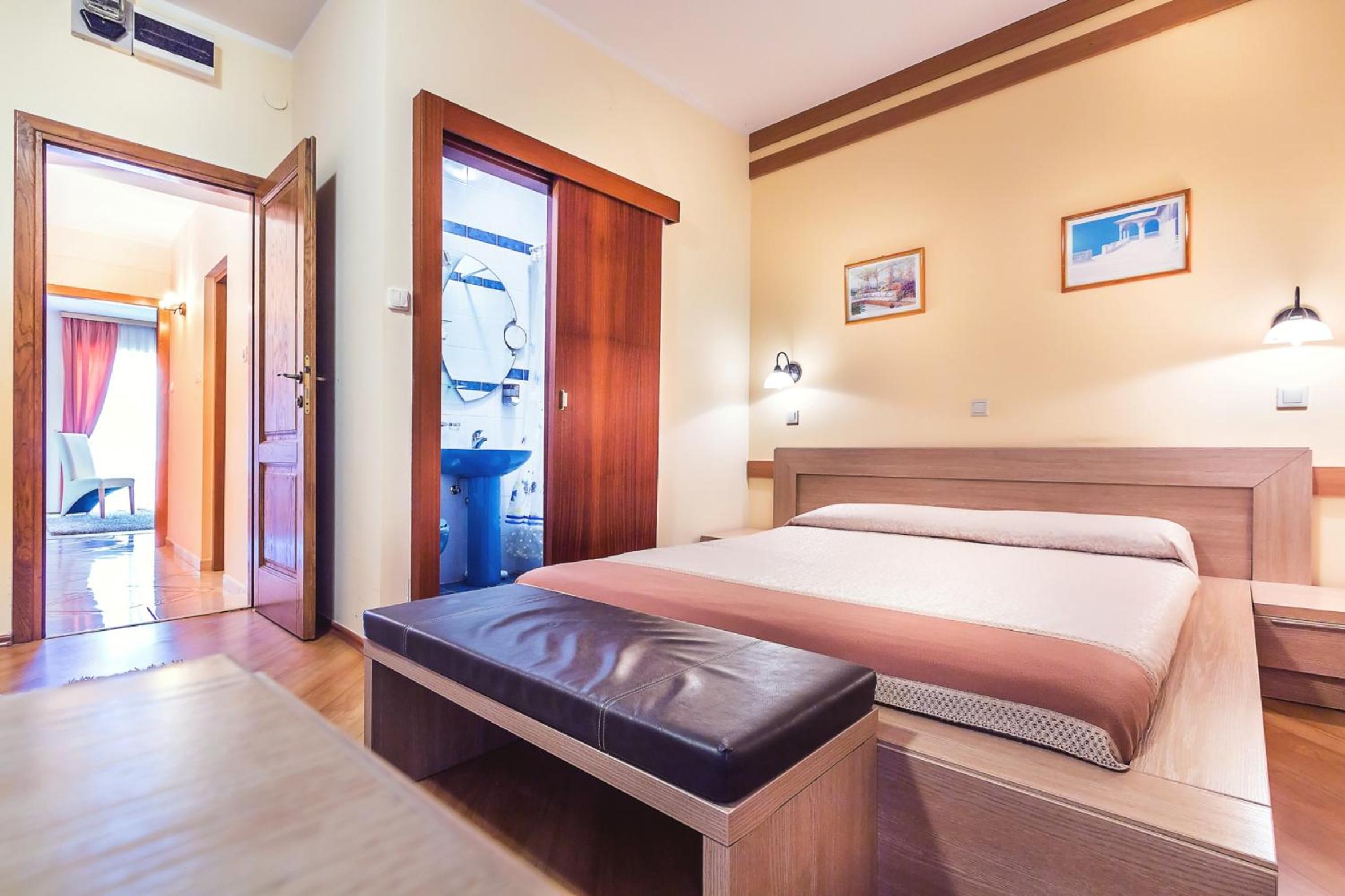 Superior One-Bedroom Apartment with Sea View (2-4 Adults) photo 1