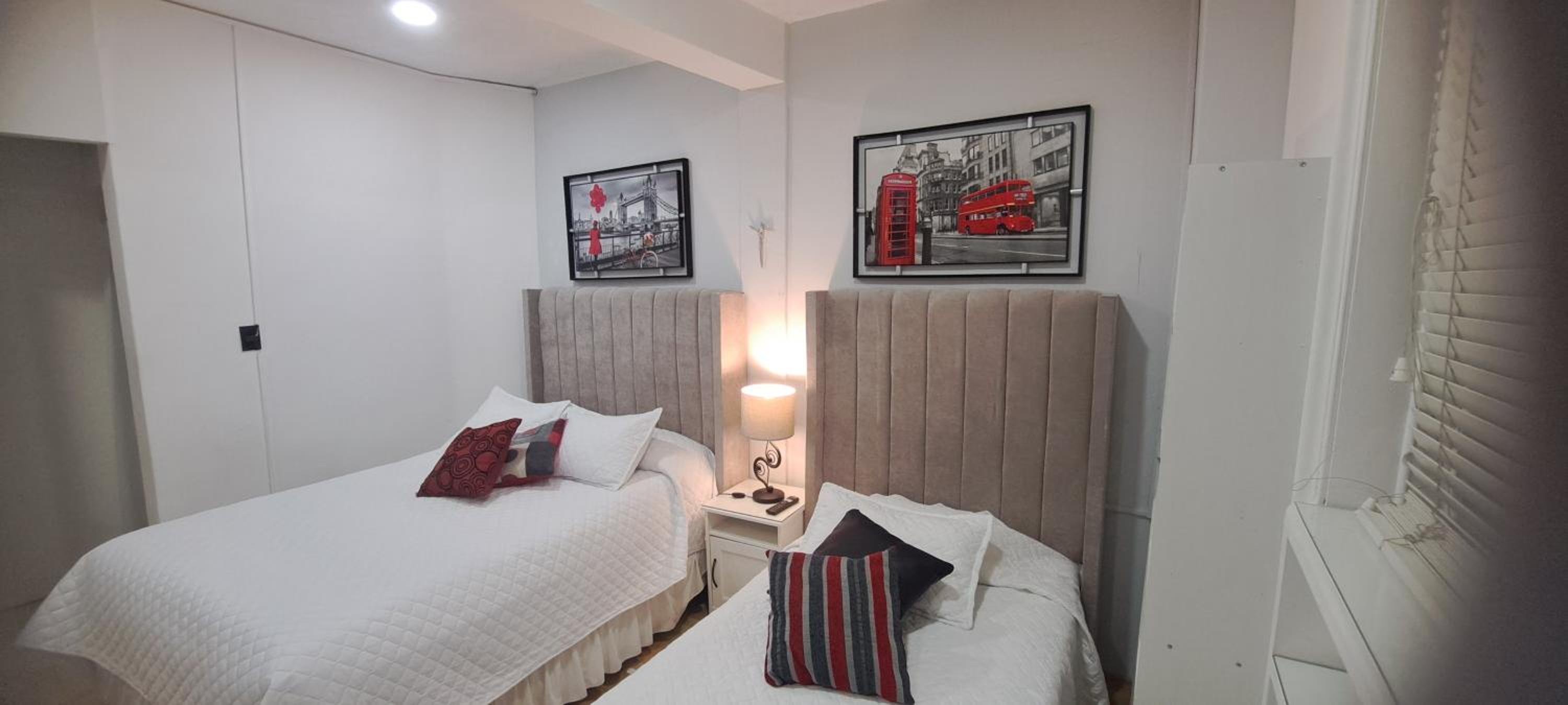 Deluxe Room - Photo 3