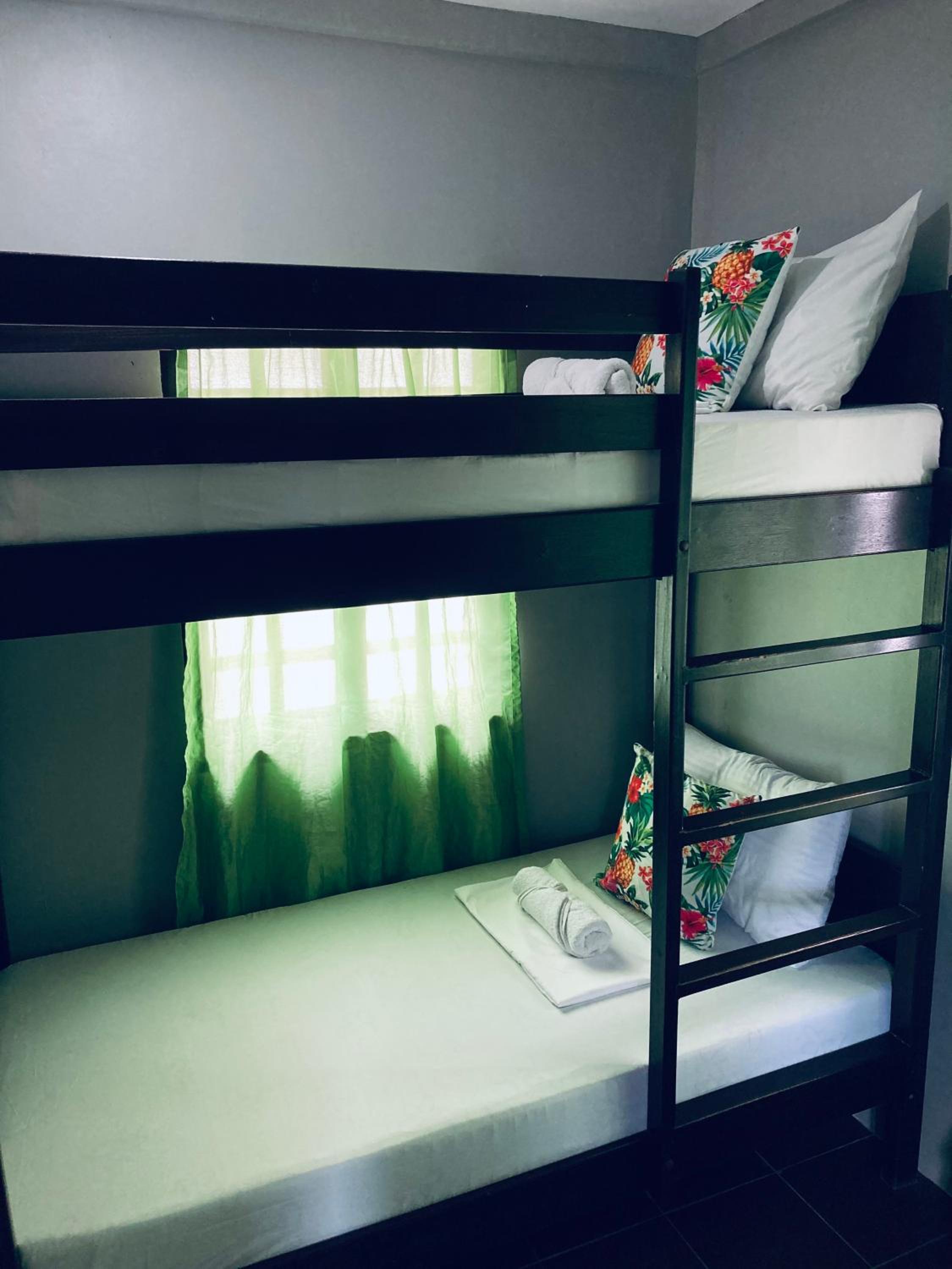 Standard Quadruple Room - Photo 1