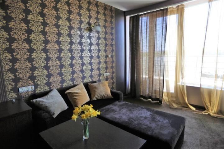 Deluxe Suite photo 3
