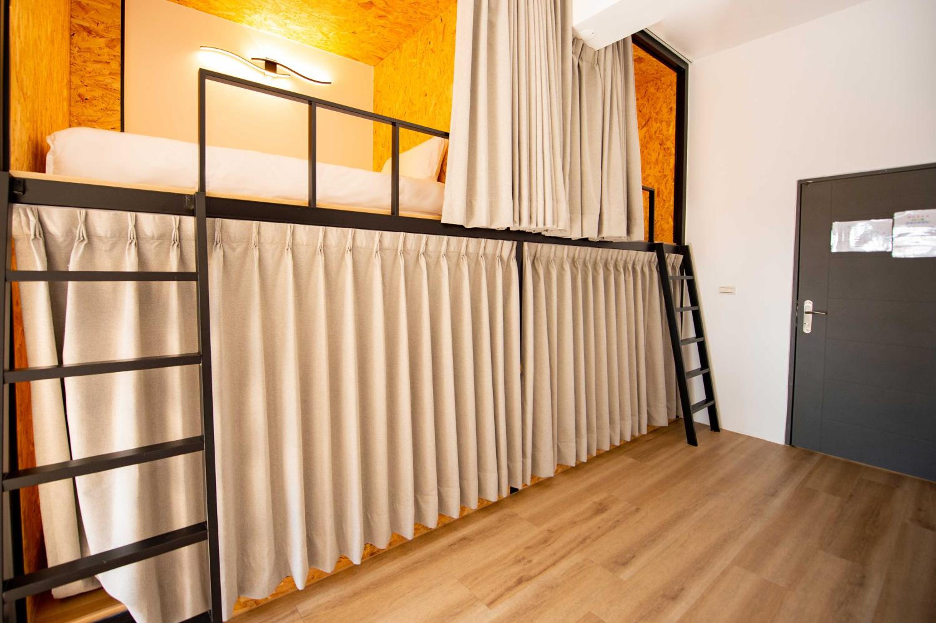 Bed in 4-Bed Female Dormitory Room photo 1