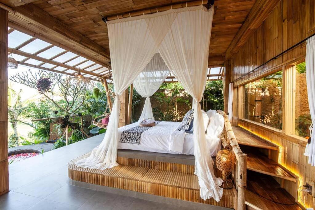Queen House - Photo 11