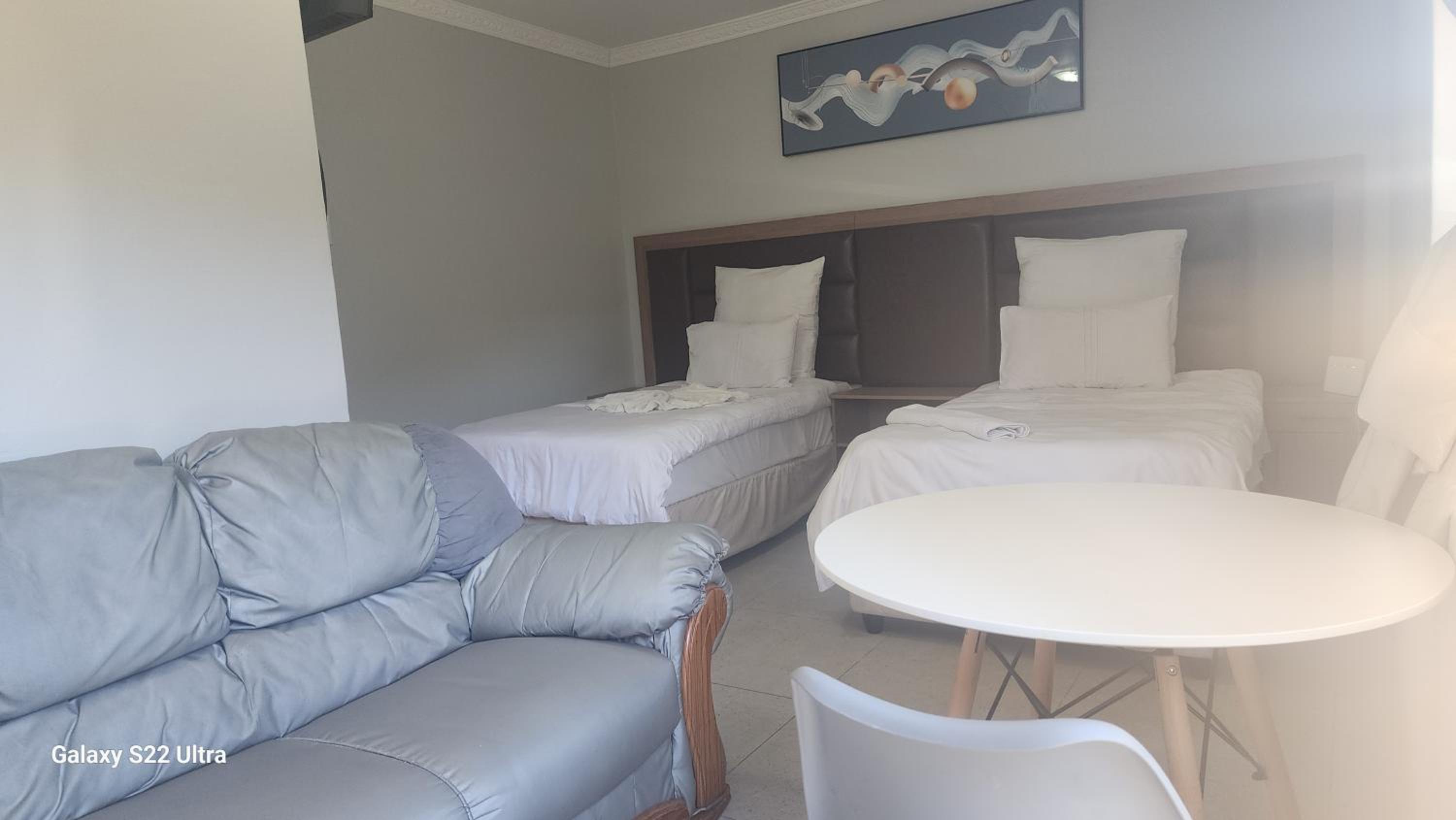 Budget Twin Room photo 2