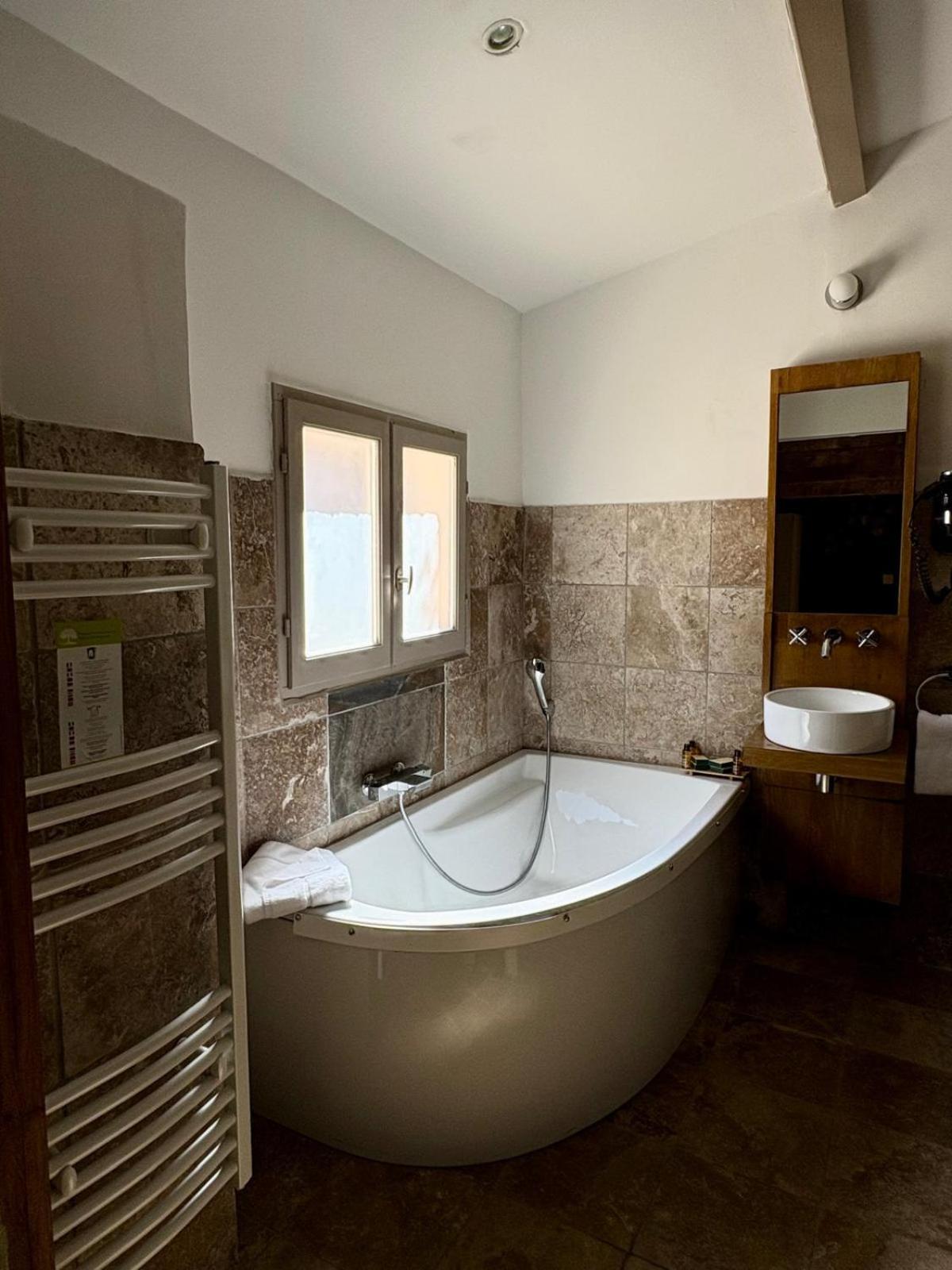 Suite with Private Pool photo 3