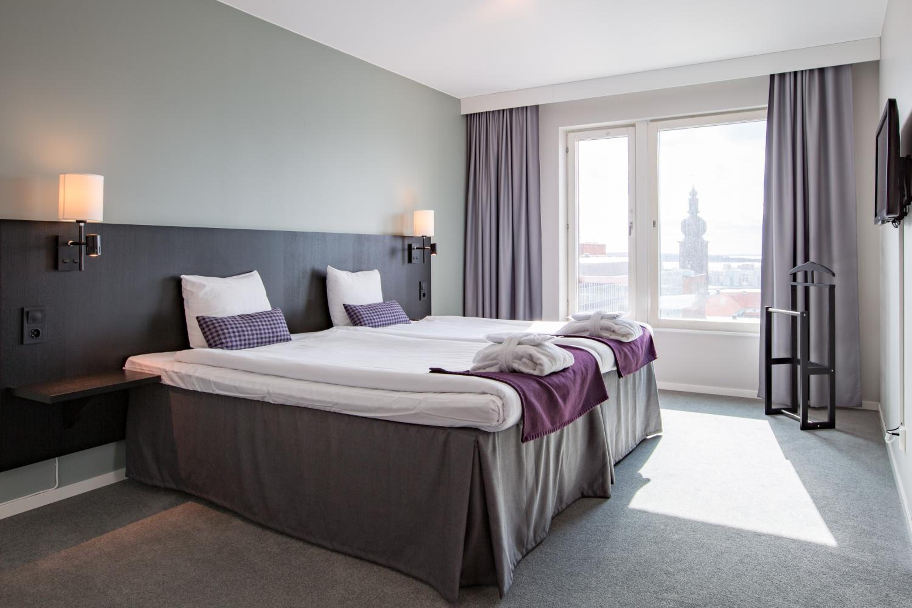 King Suite - Photo 6