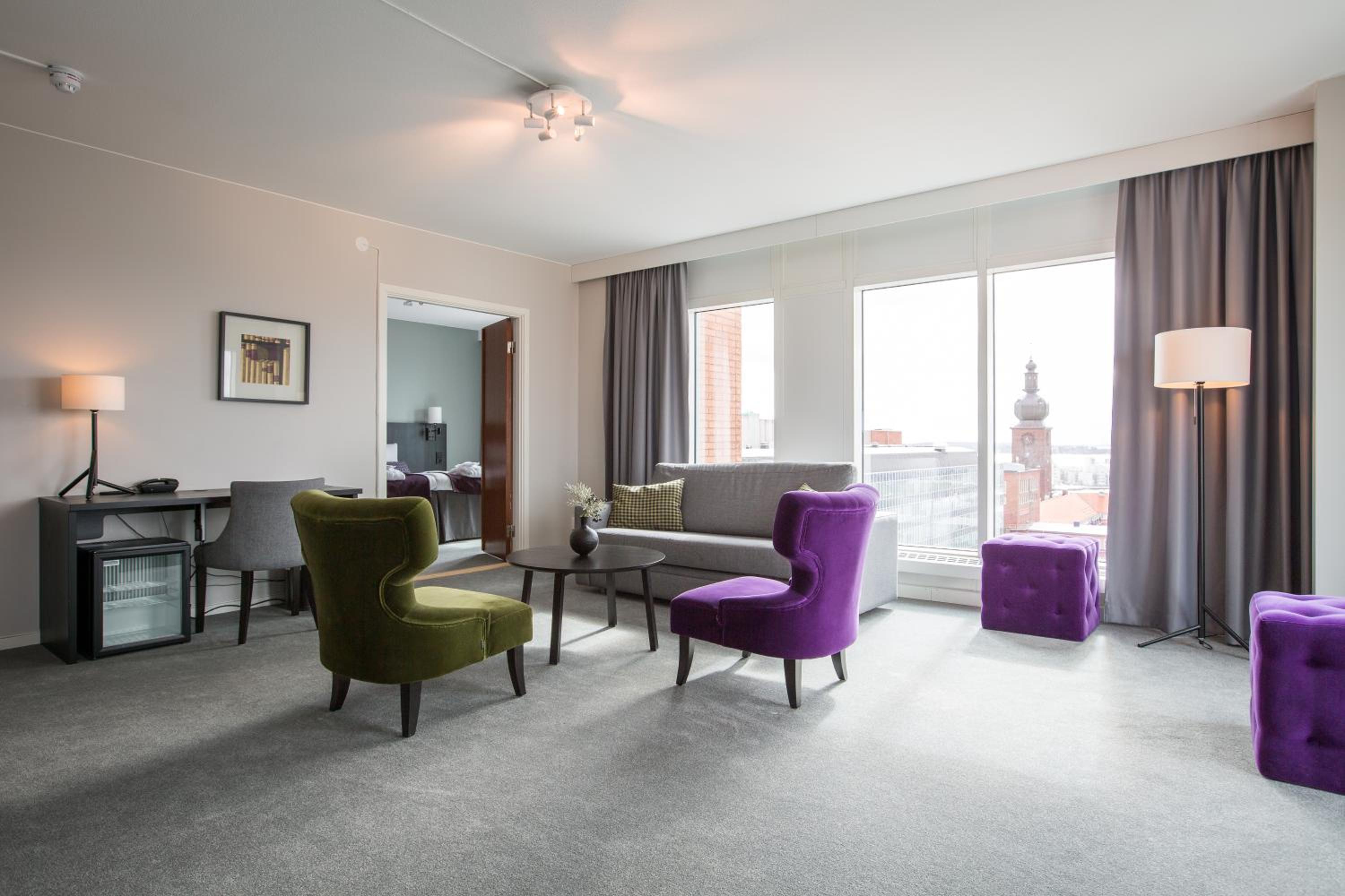 King Suite - Photo 11