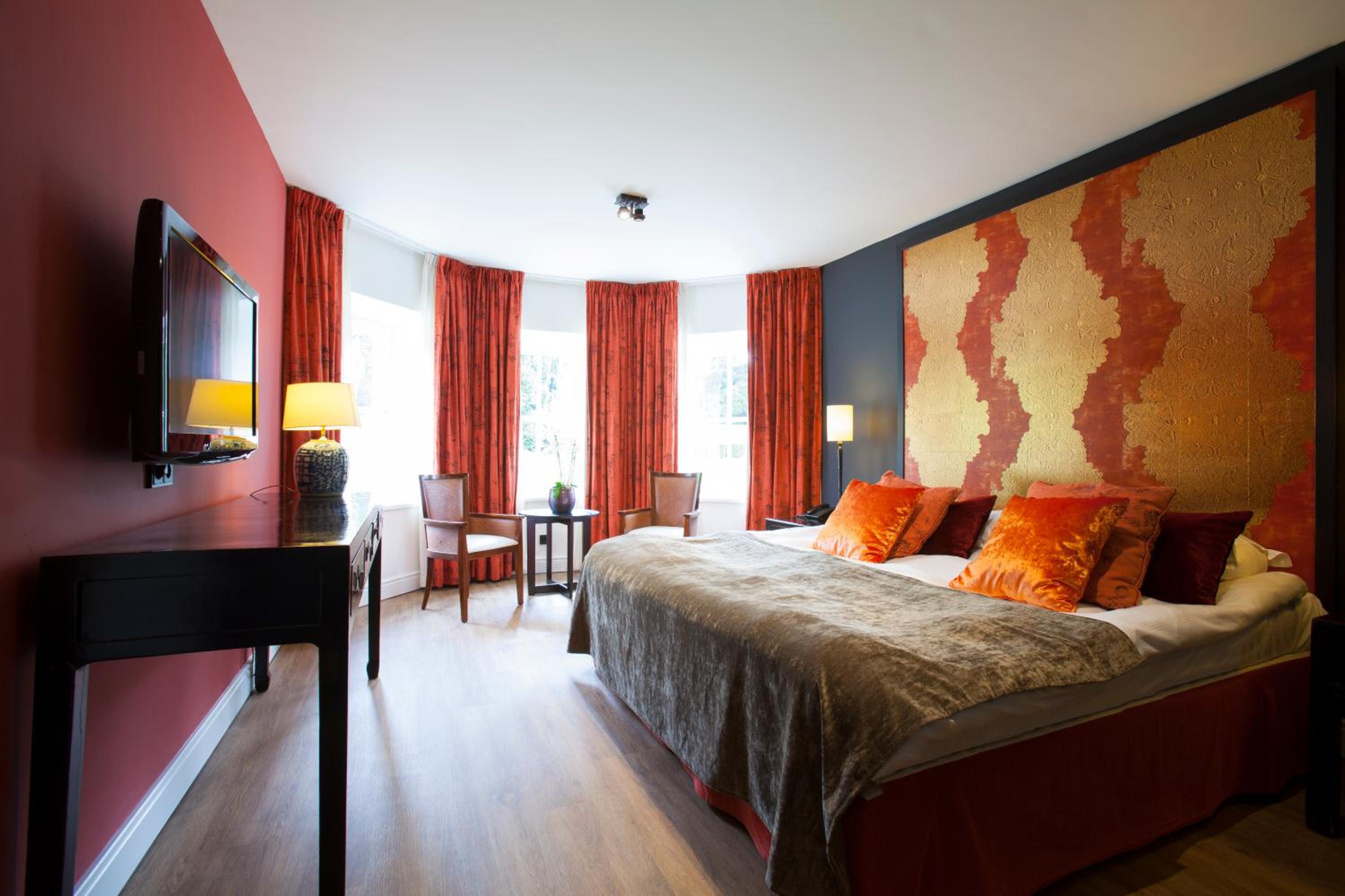 Deluxe King Suite - Photo 3