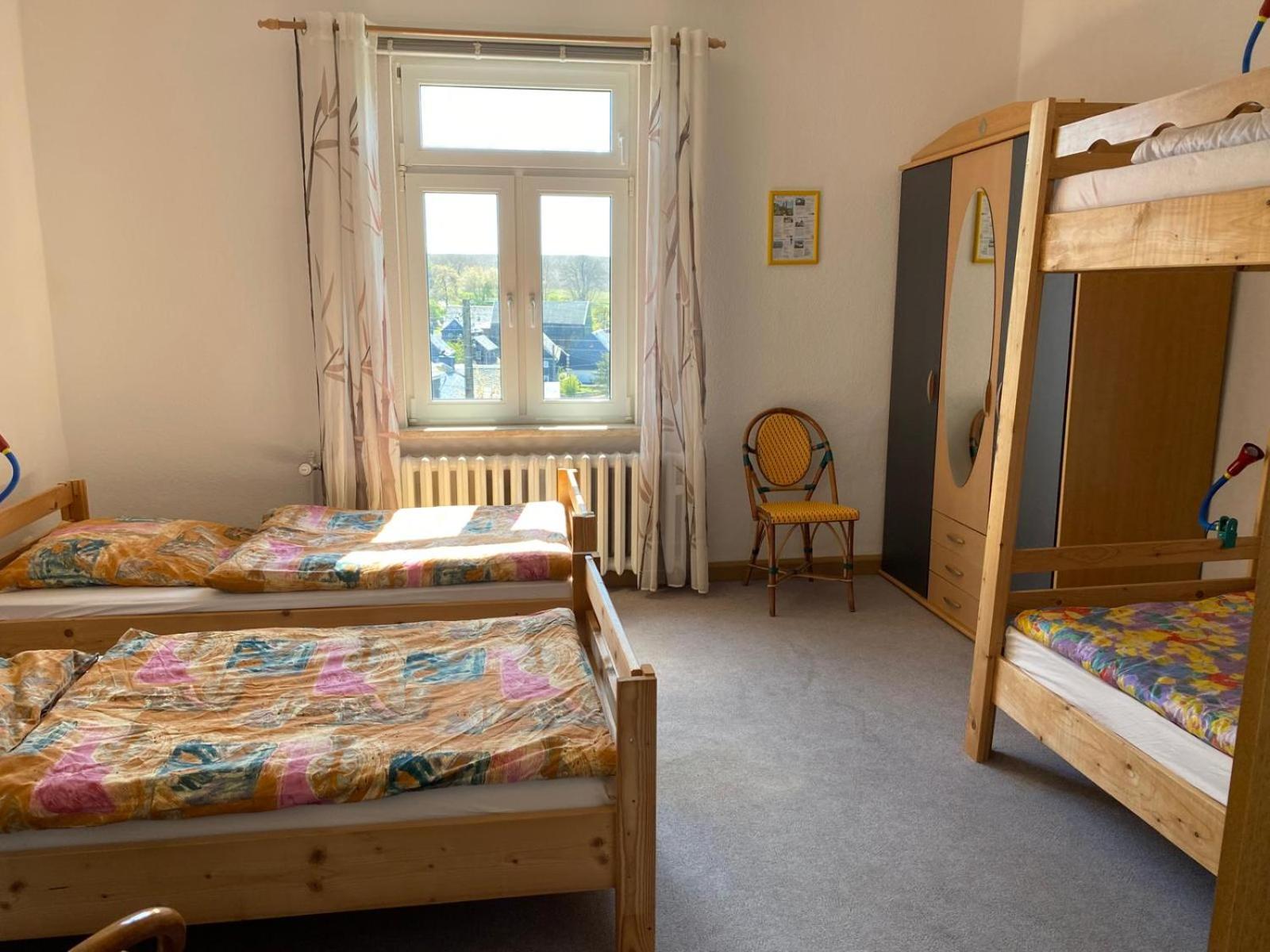 Triple Room with Shared Bathroom photo 3