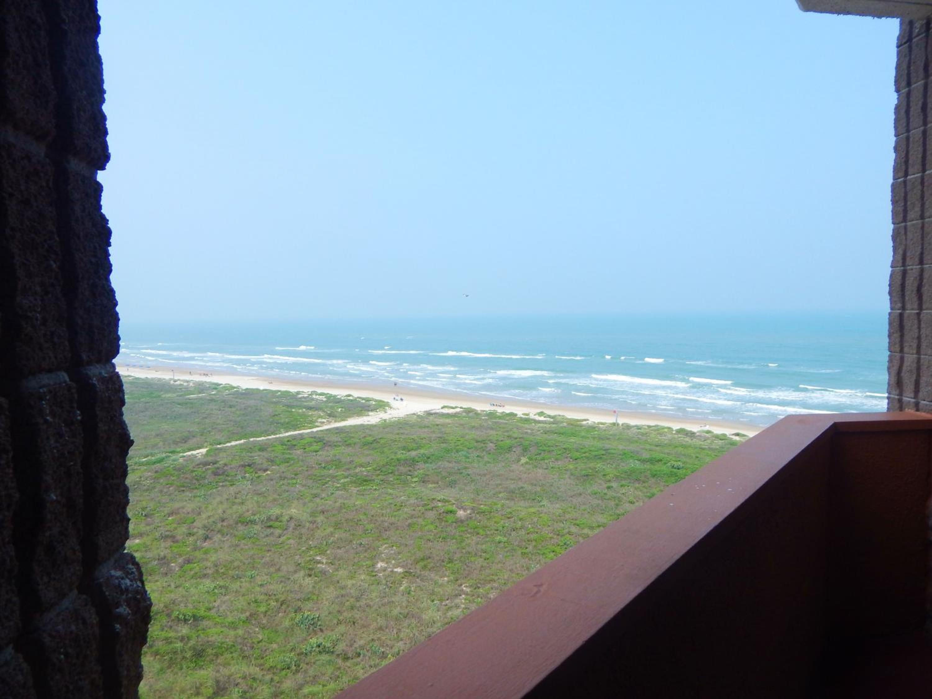 Two-Bedroom Suite with North Partial Ocean View - Photo 5