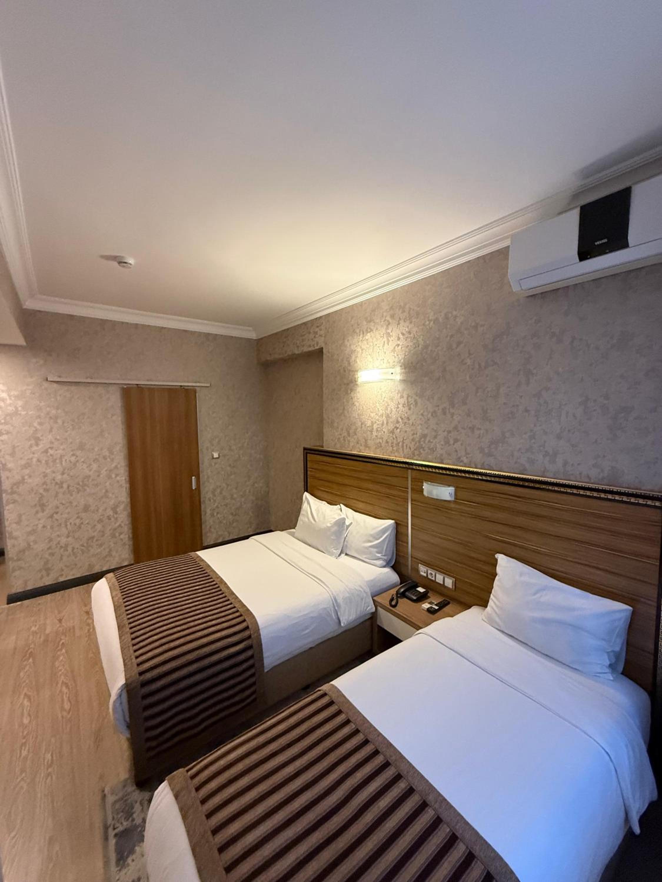 Triple Room photo 3