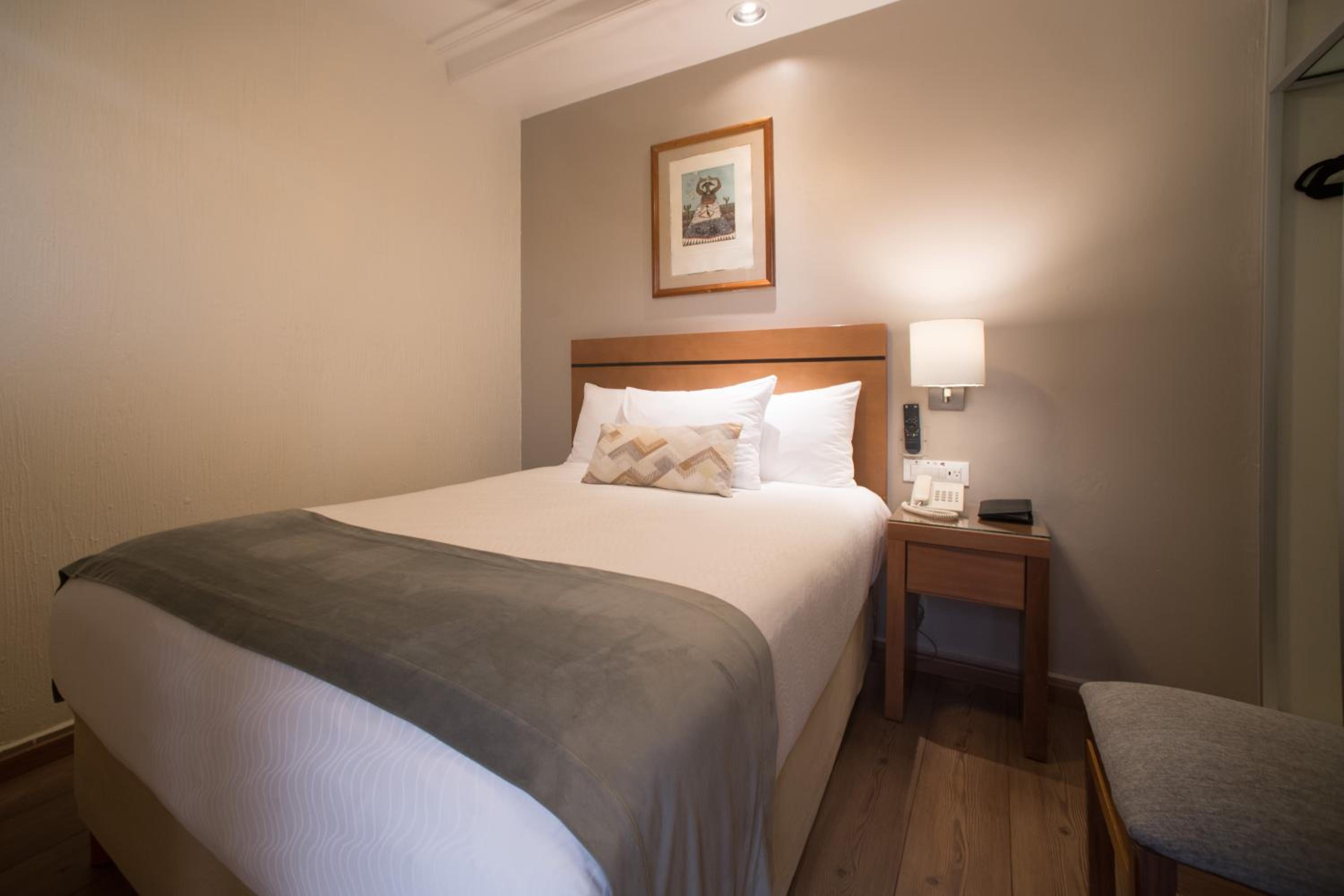 Small Single Room photo 1