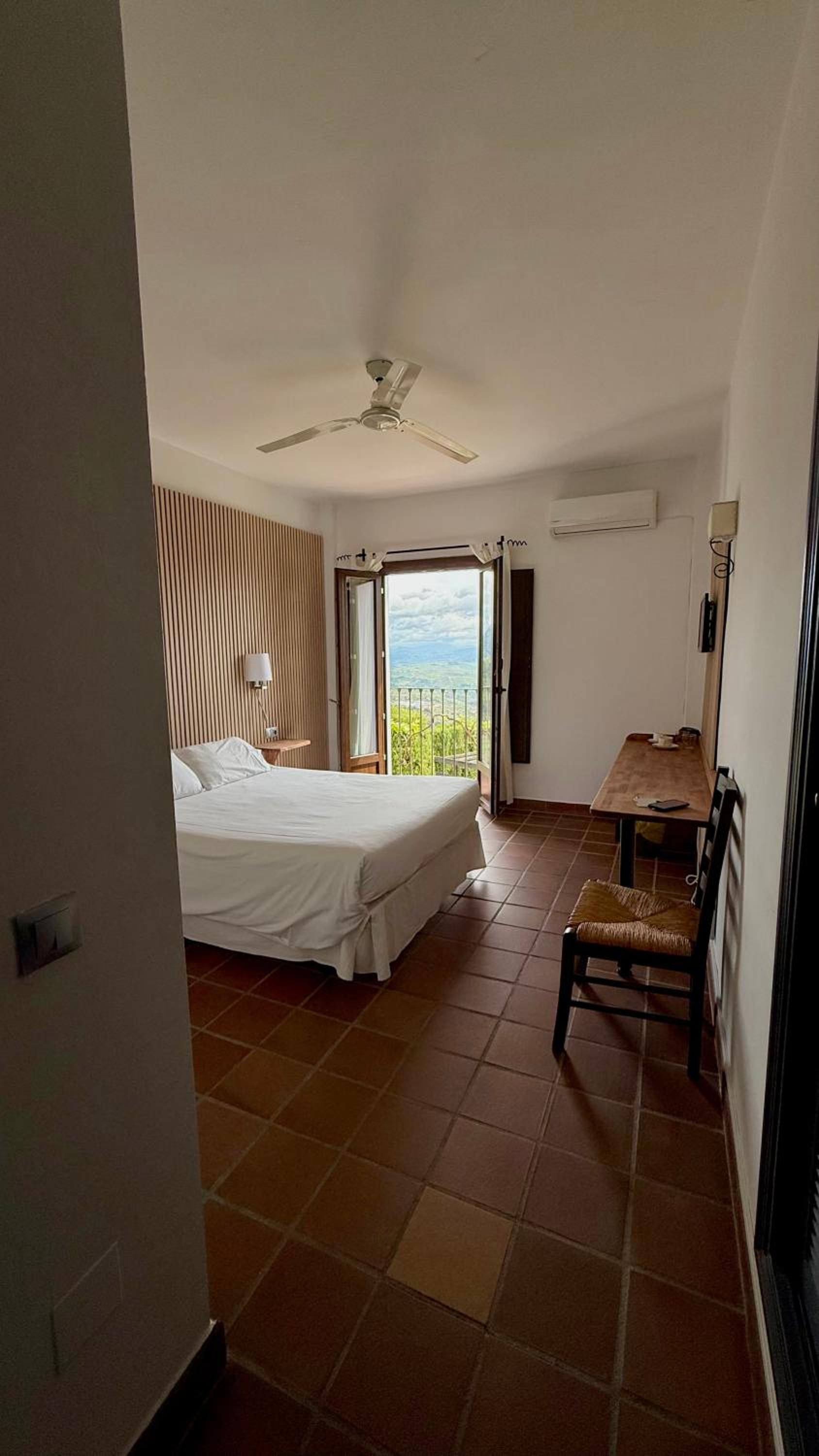 Double Room with Extra Bed - Photo 1