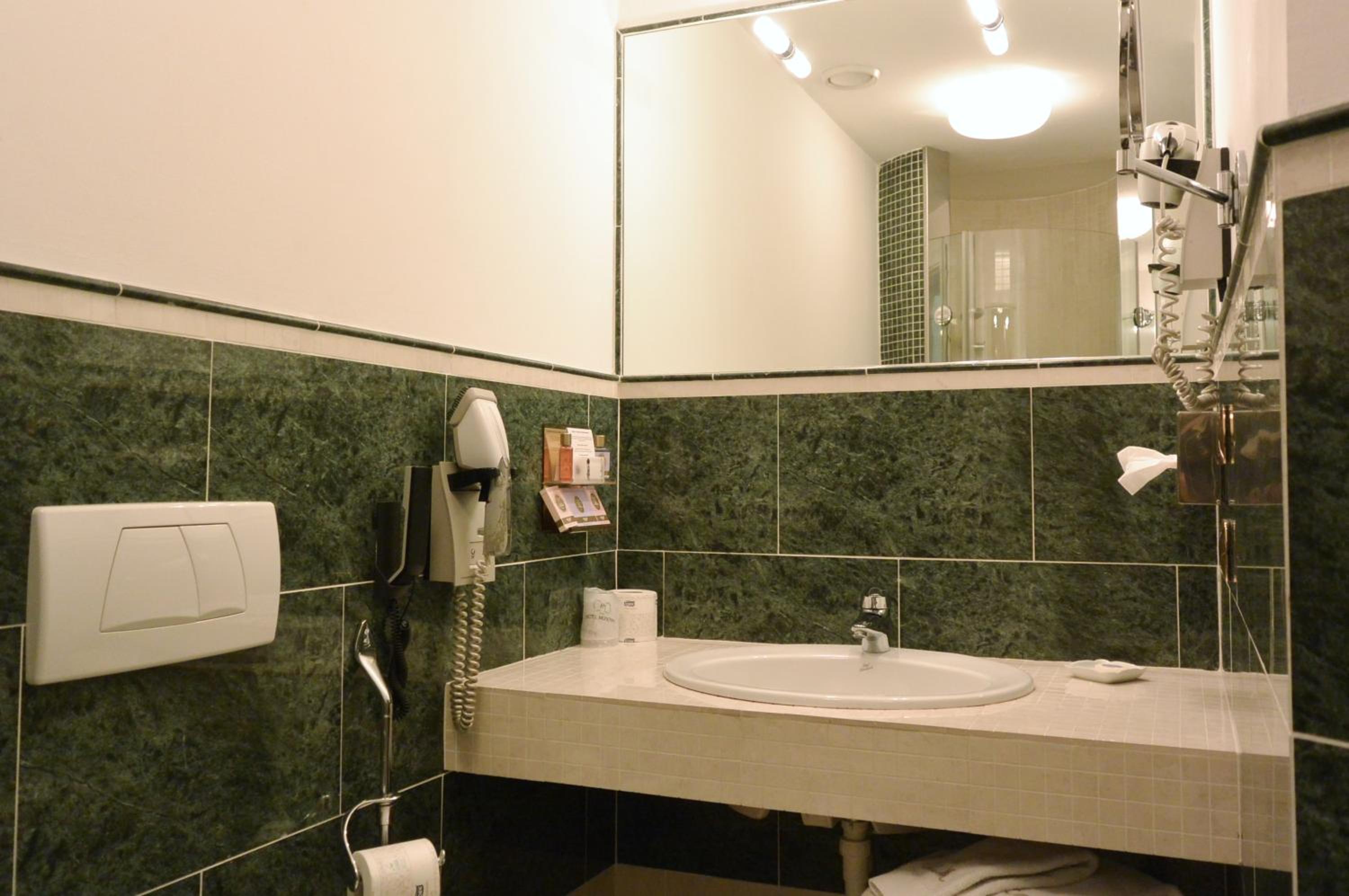 Deluxe Double Room - Photo 2