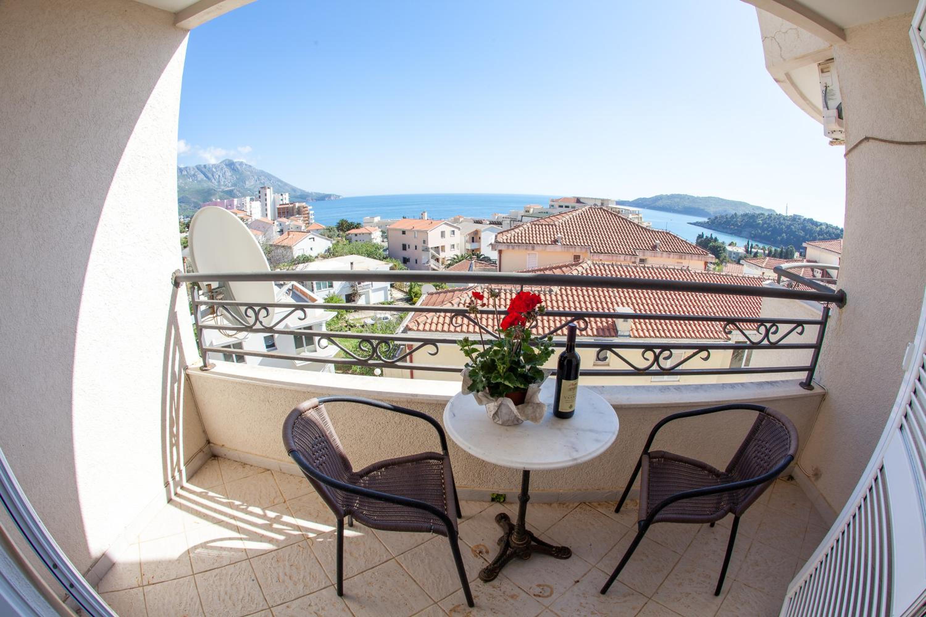 Apartment with Sea View photo 1