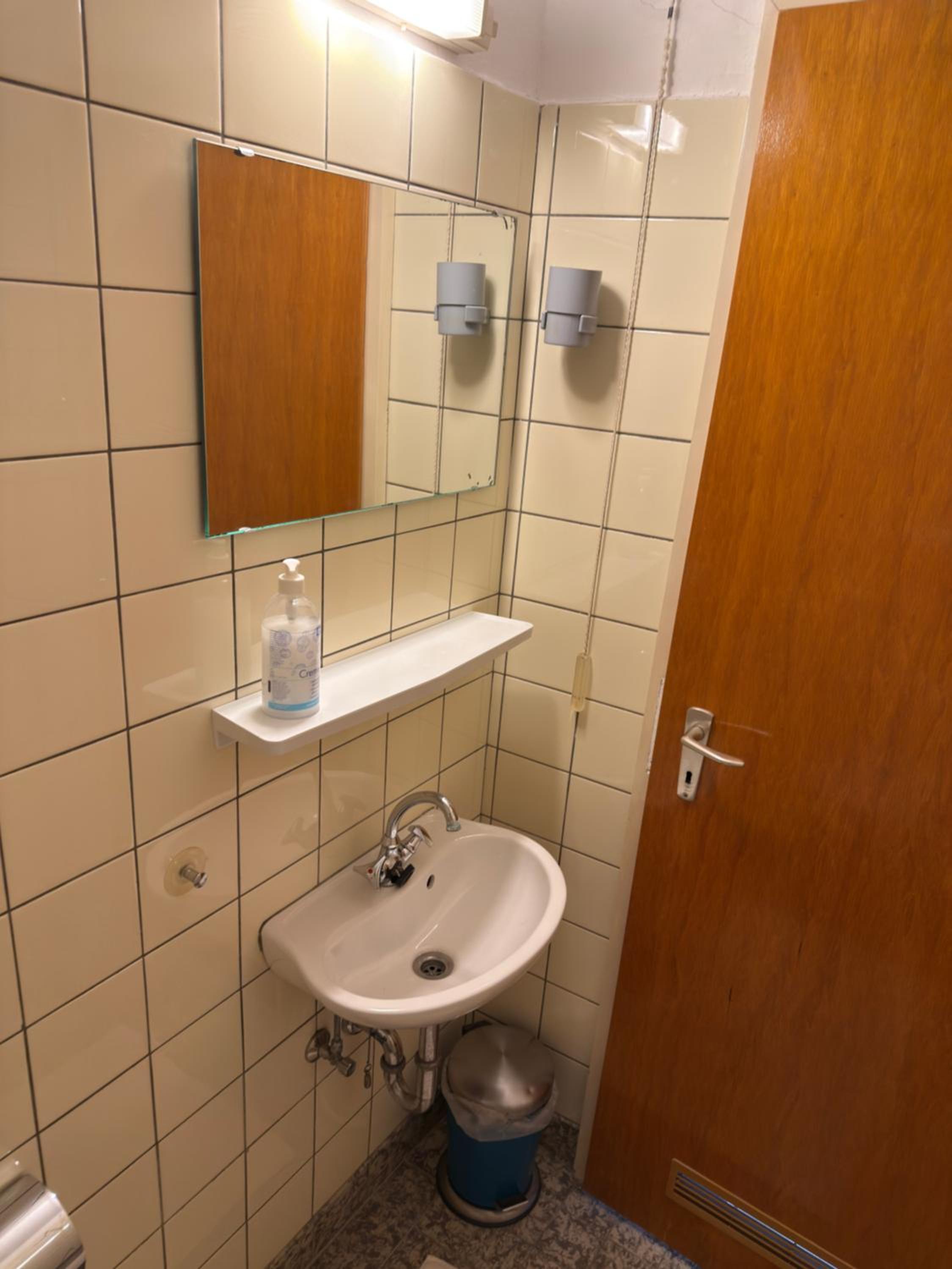Budget Single Room