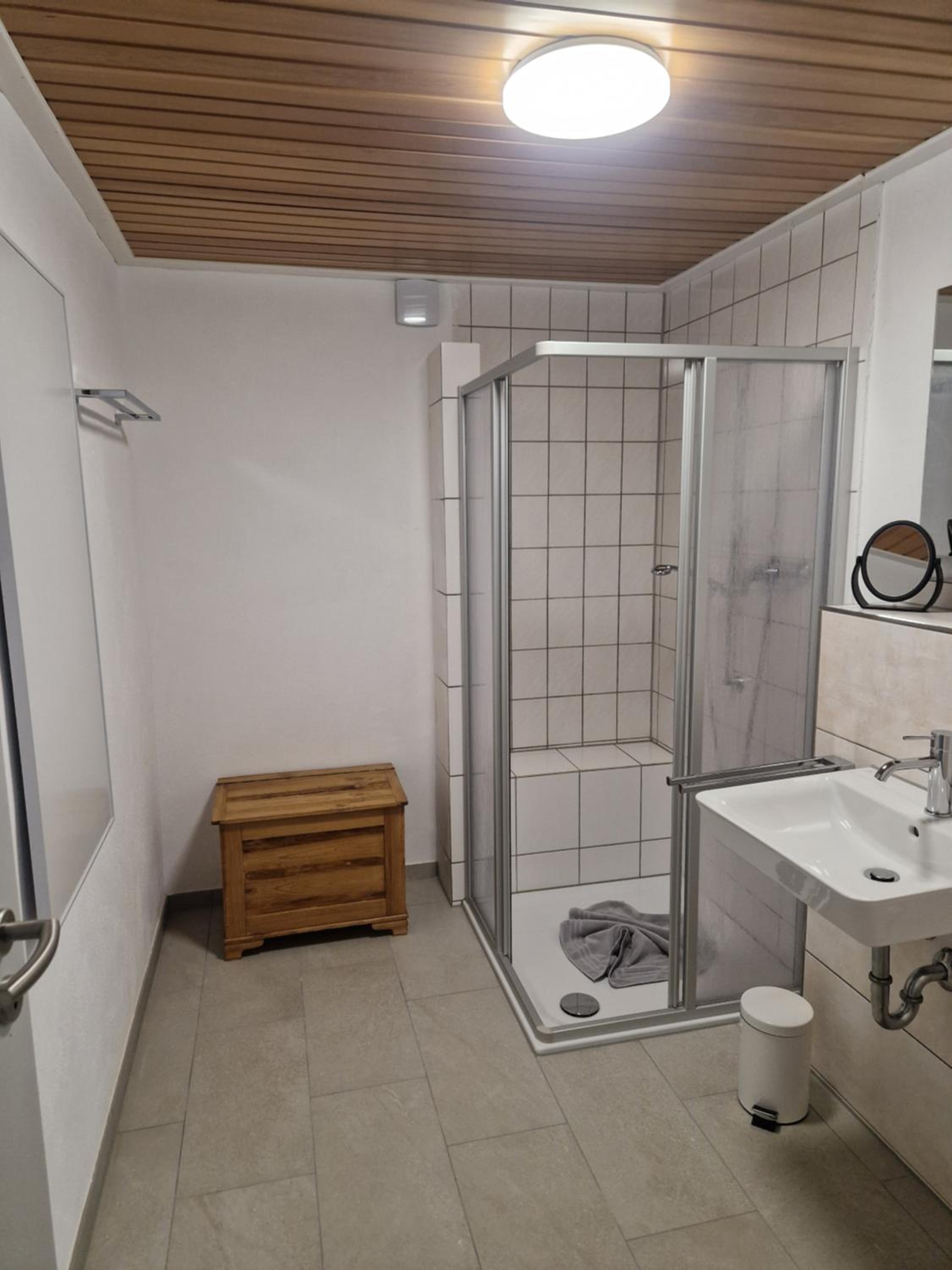 One-Bedroom Apartment - Photo 7