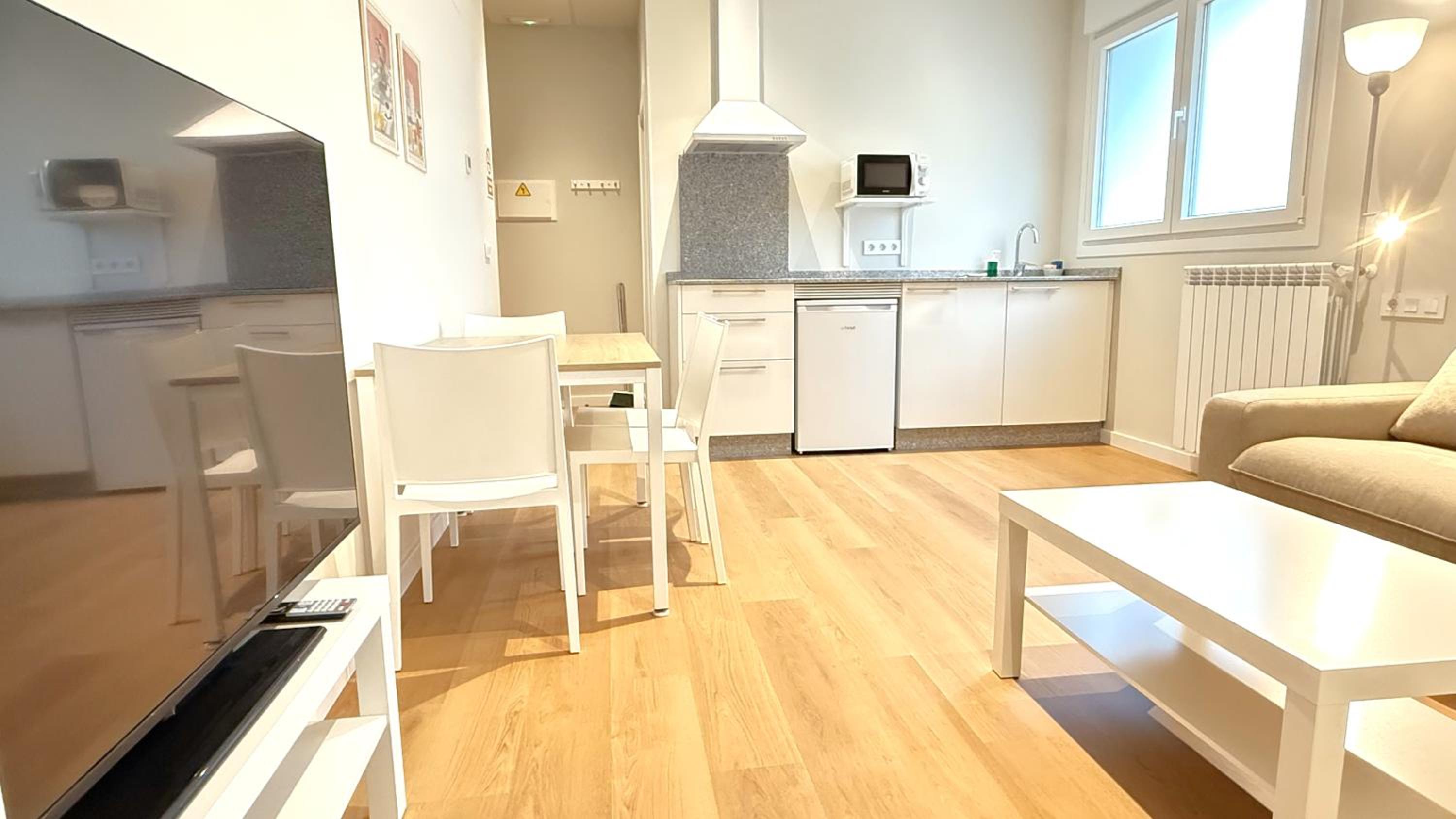 Apartment - Ground Floor - Photo 1
