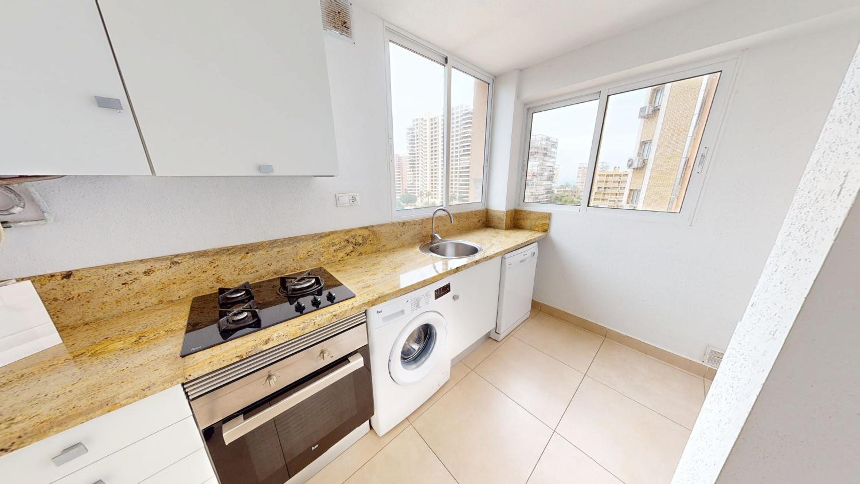 Superior Four-Bedroom Apartment (8 Adults)