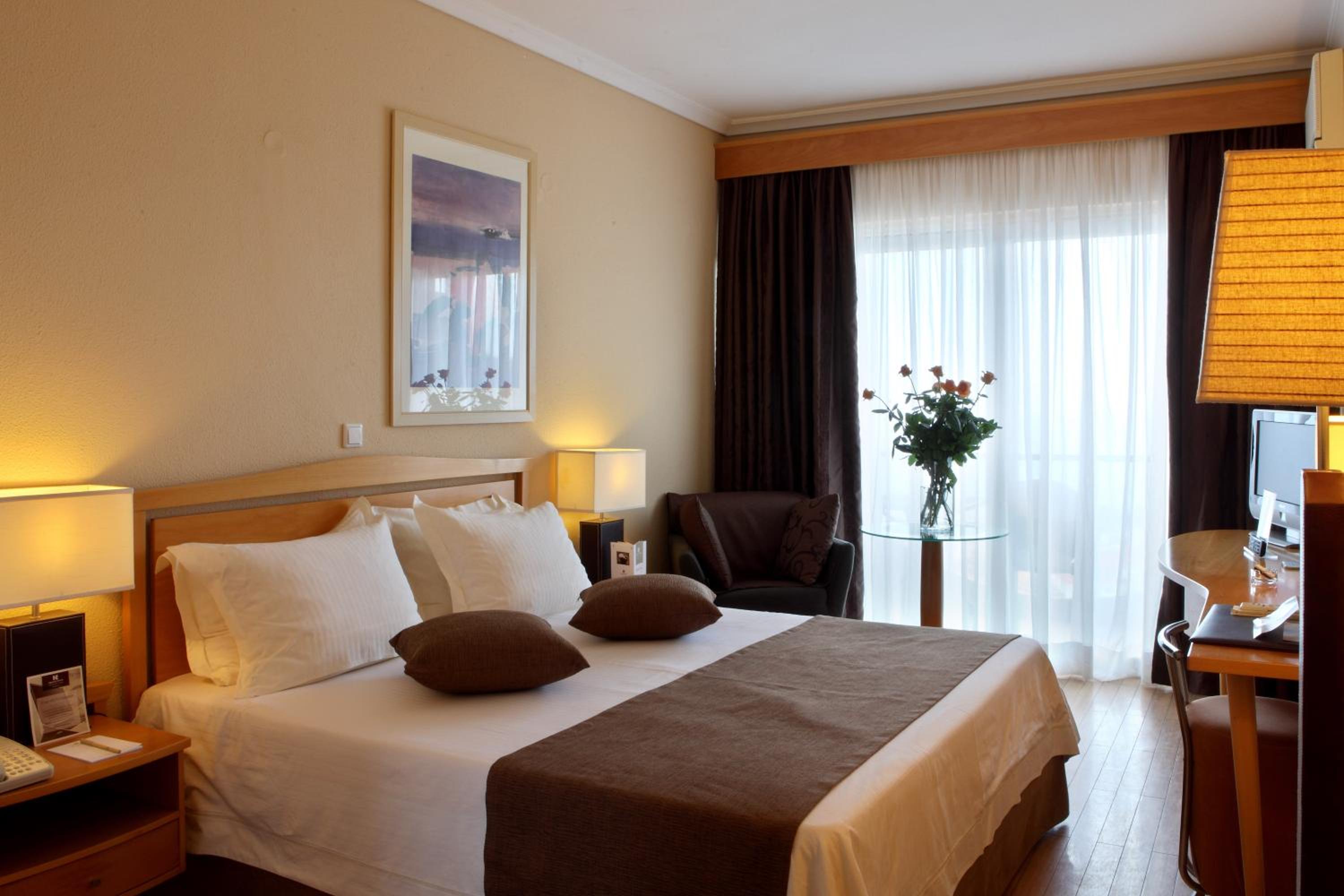 Single Room with Mountain View