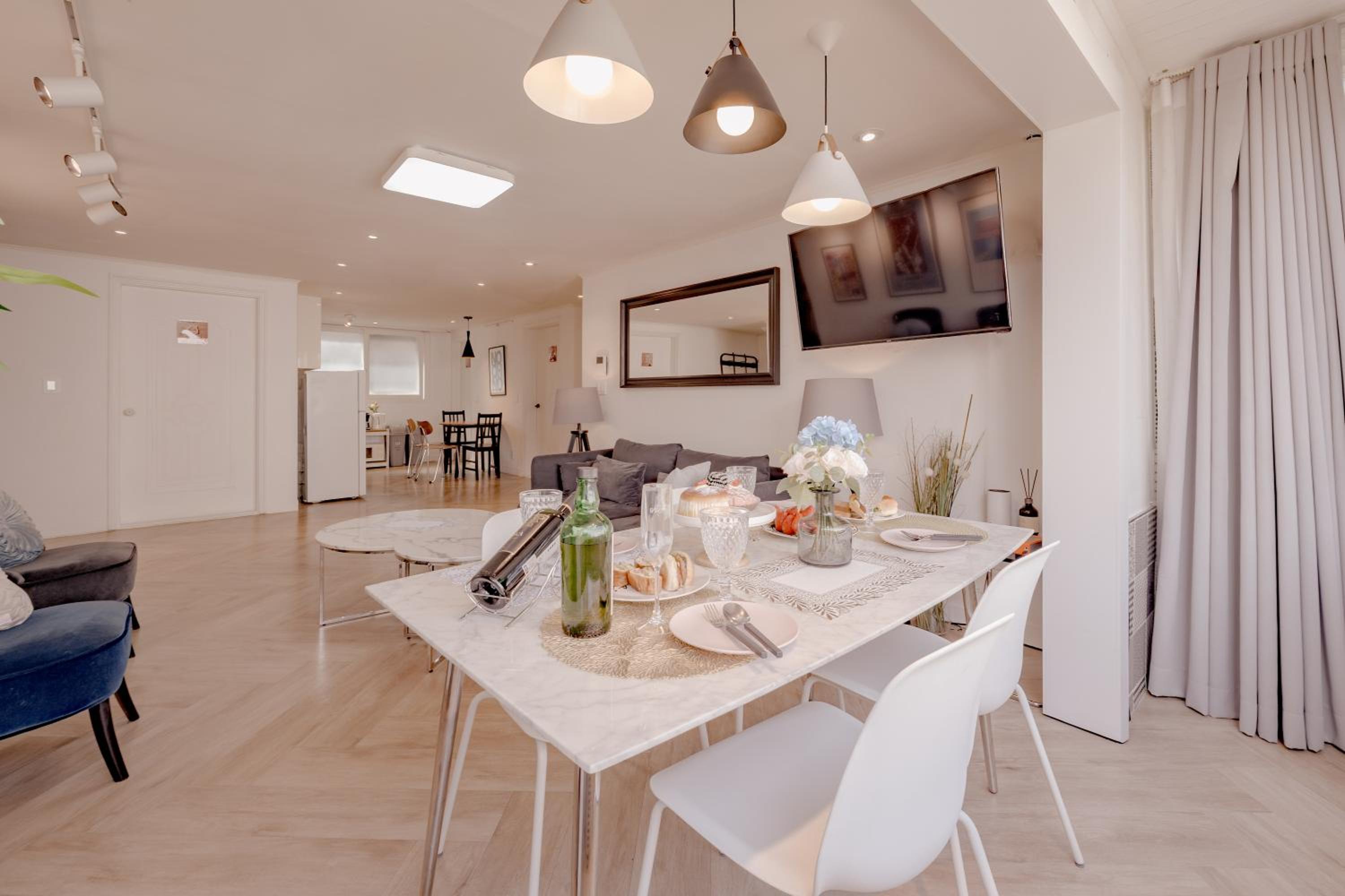 Three-Bedroom Apartment with Balcony