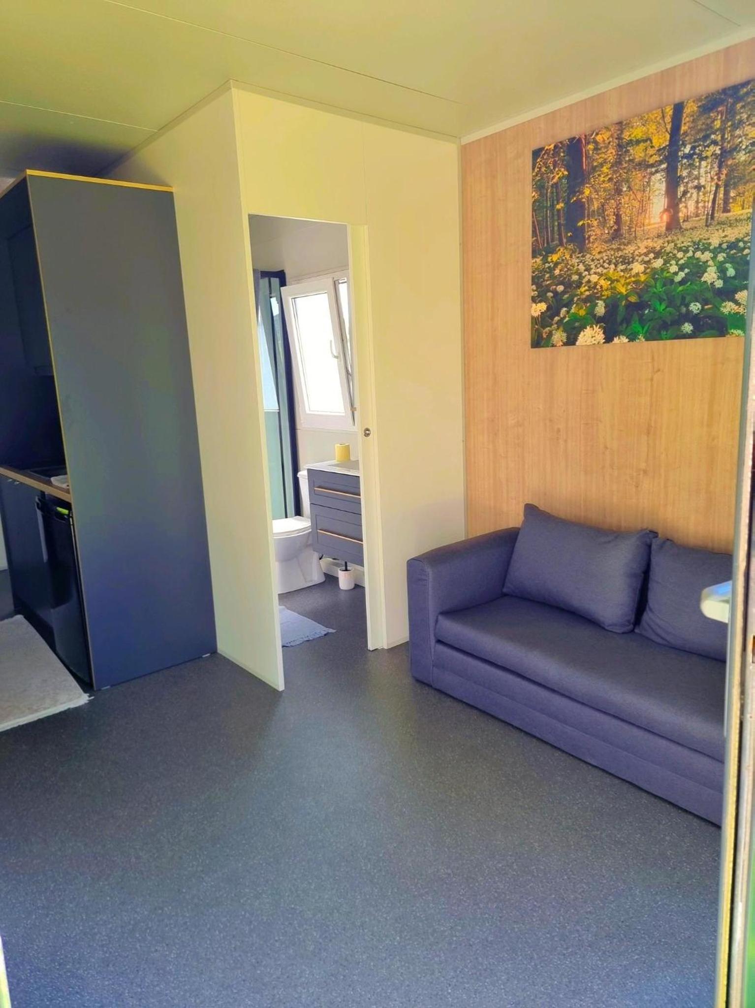 Apartment - Ground Floor - Photo 2