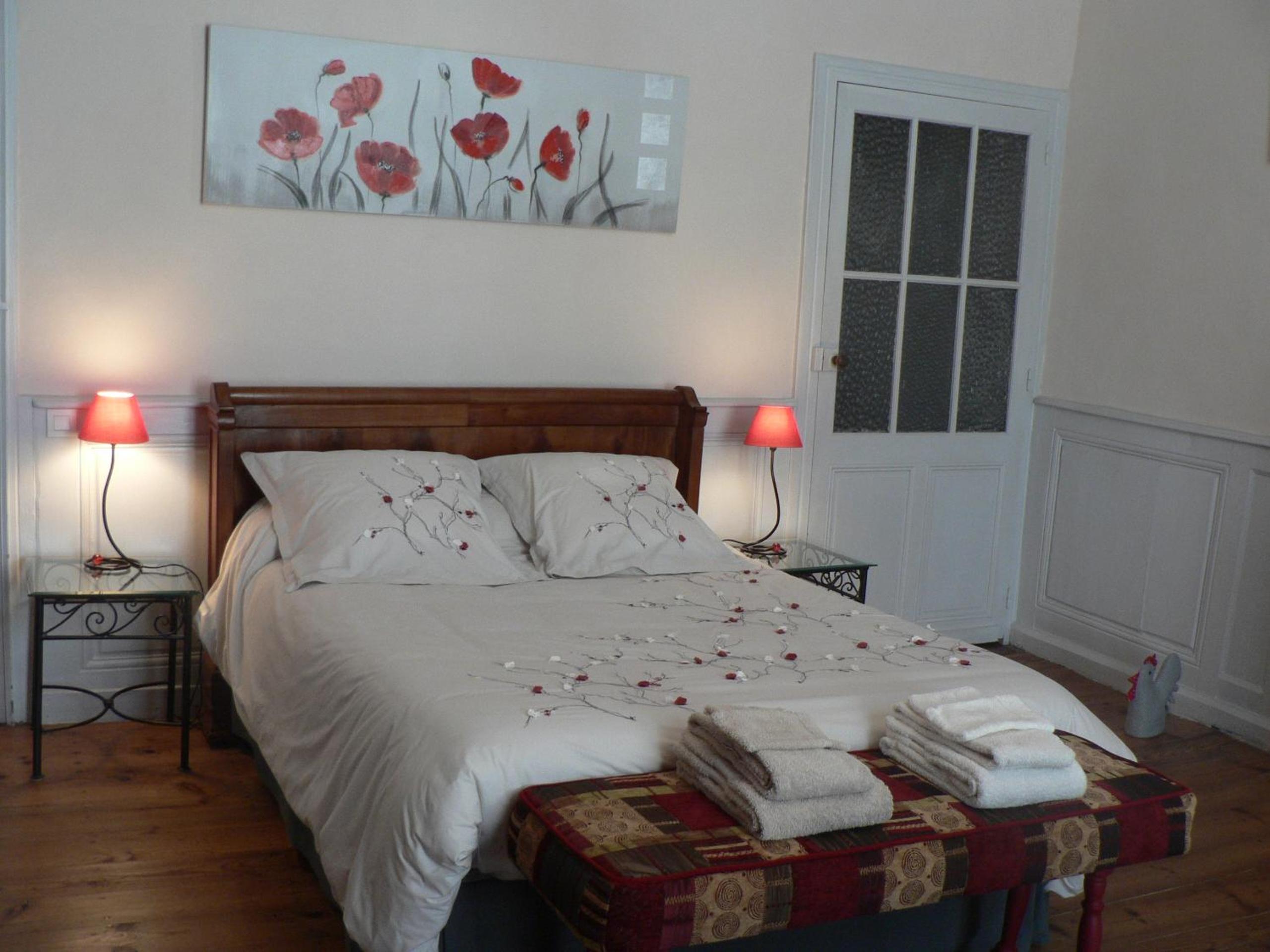 Family Room with Private Bathroom photo 2